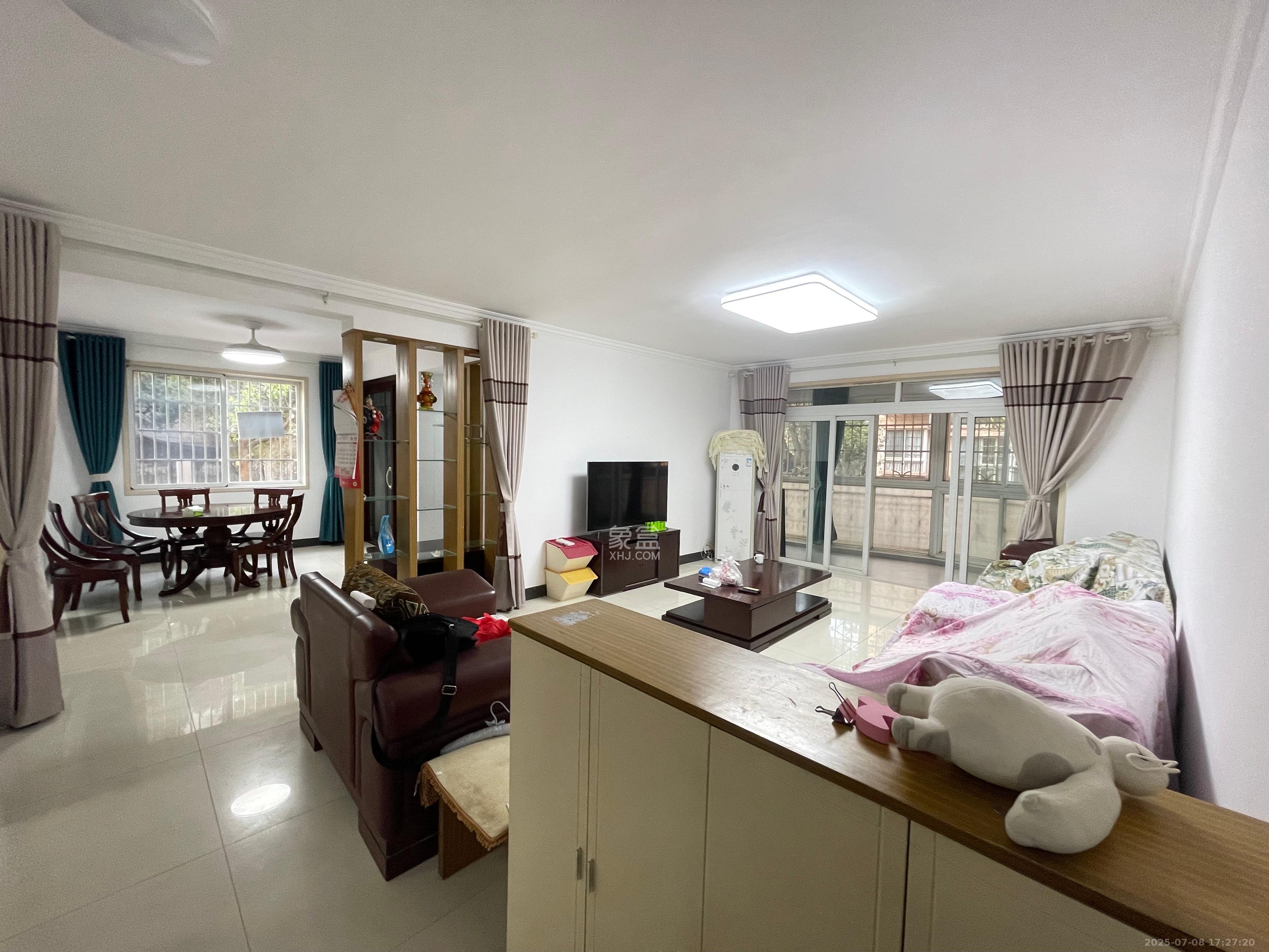 新点苑 3室2厅2卫 2800.0元/月 新点苑 3室2厅2卫 2800.0元/月室内图