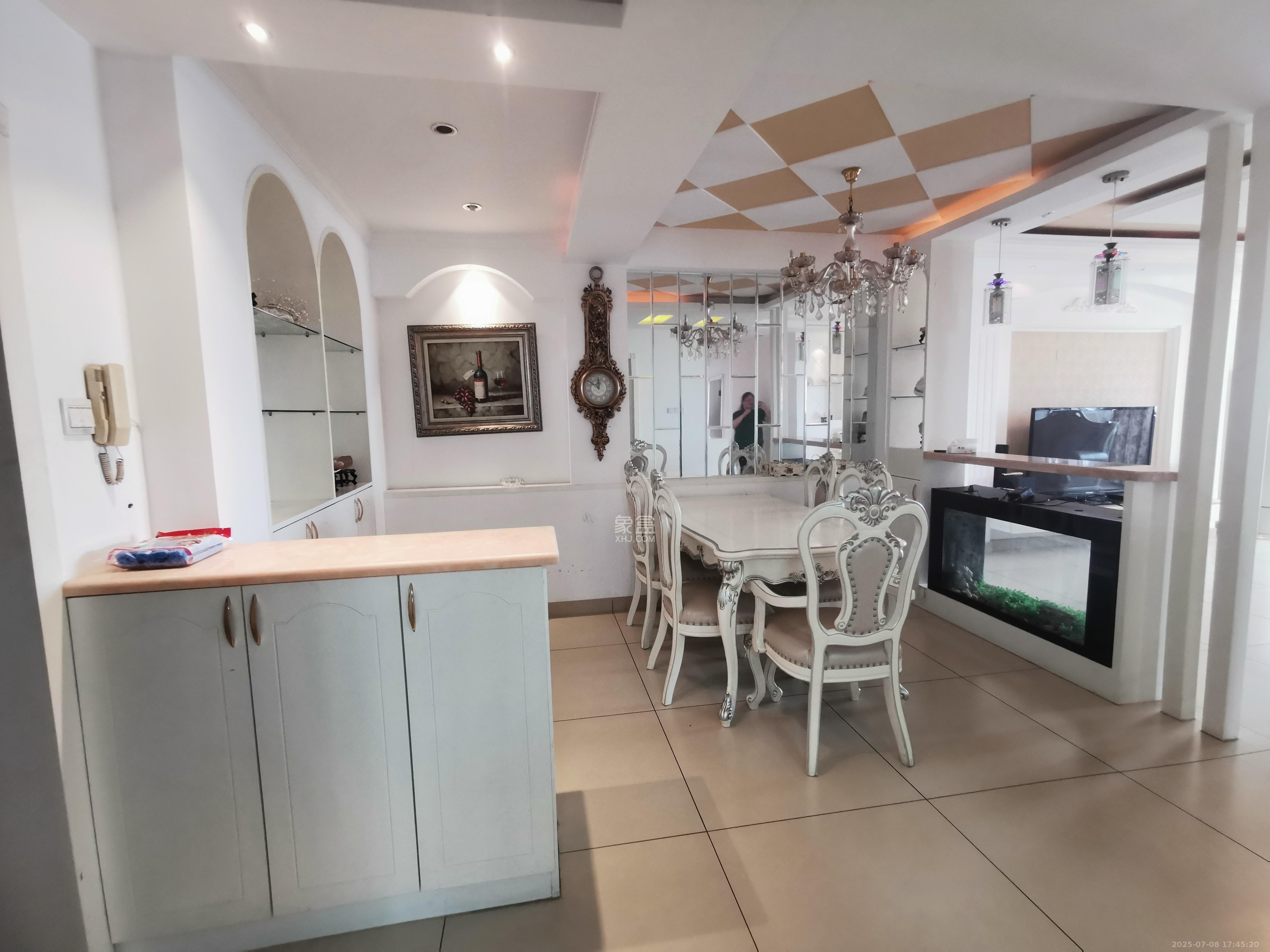 锦璨家园 4室2厅2卫 3500.0元/月 锦璨家园 4室2厅2卫 3500.0元/月室内图