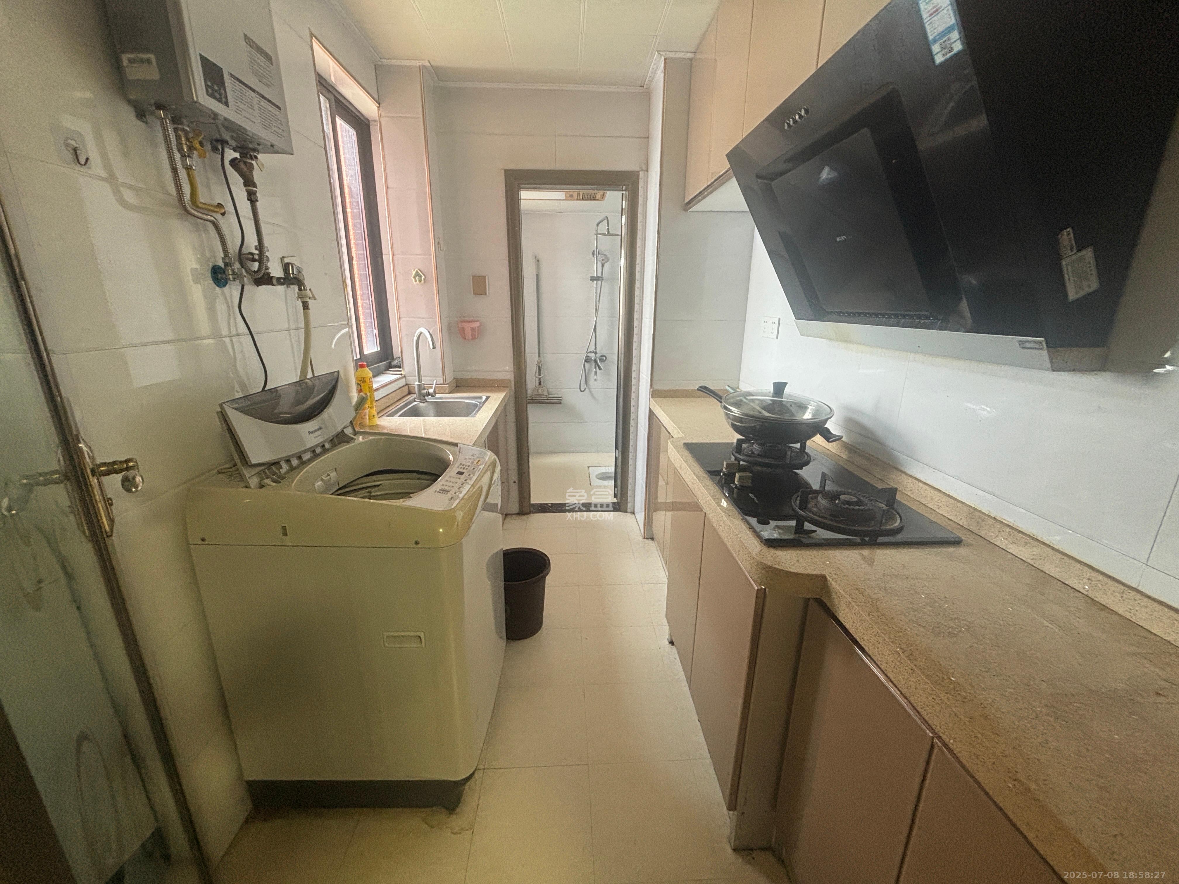 湘楚华庭  2室2厅1卫   1600.00元/月室内图