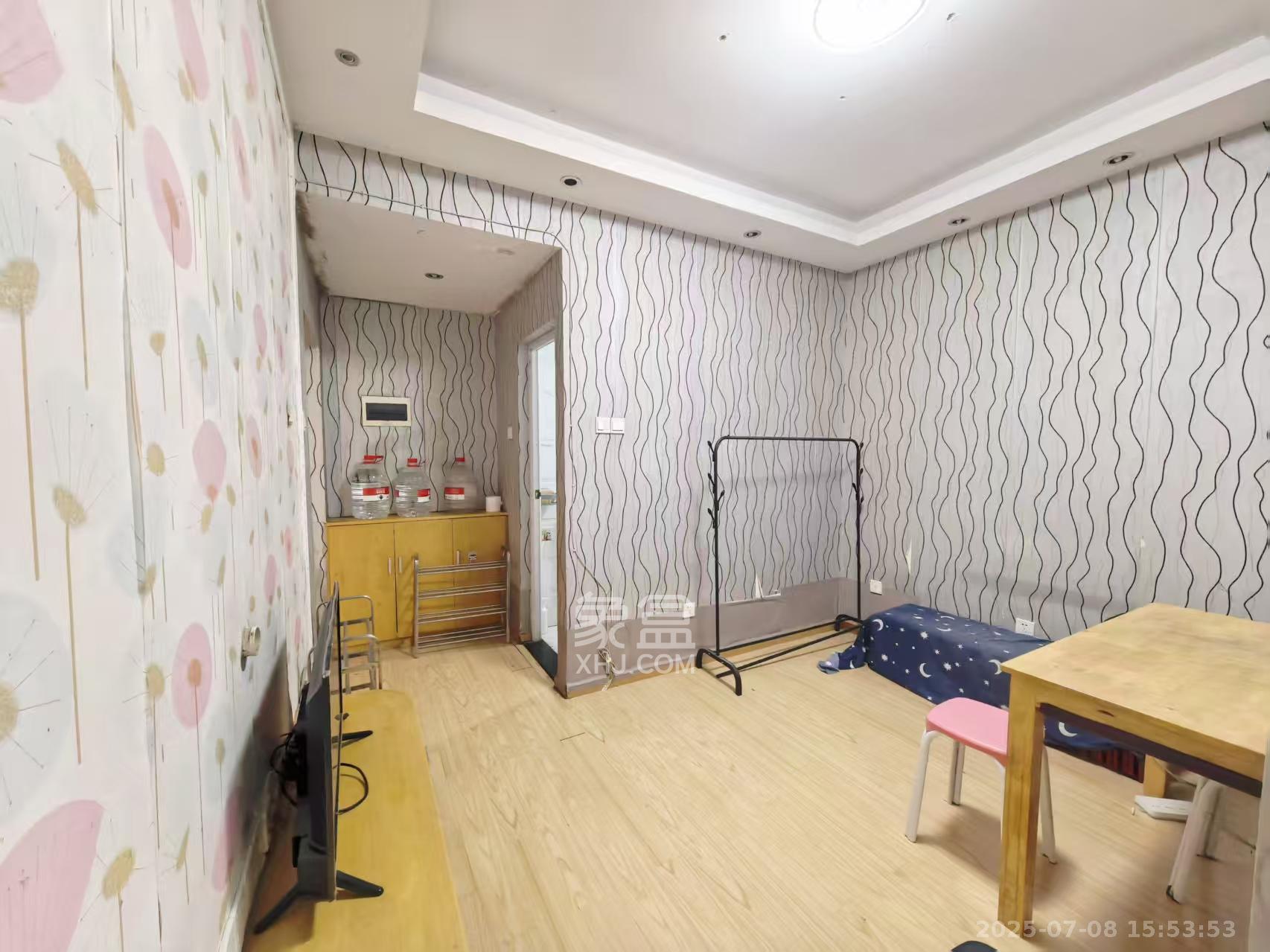 中城丽景香山园  1室1厅1卫   1550.00元/月室内图