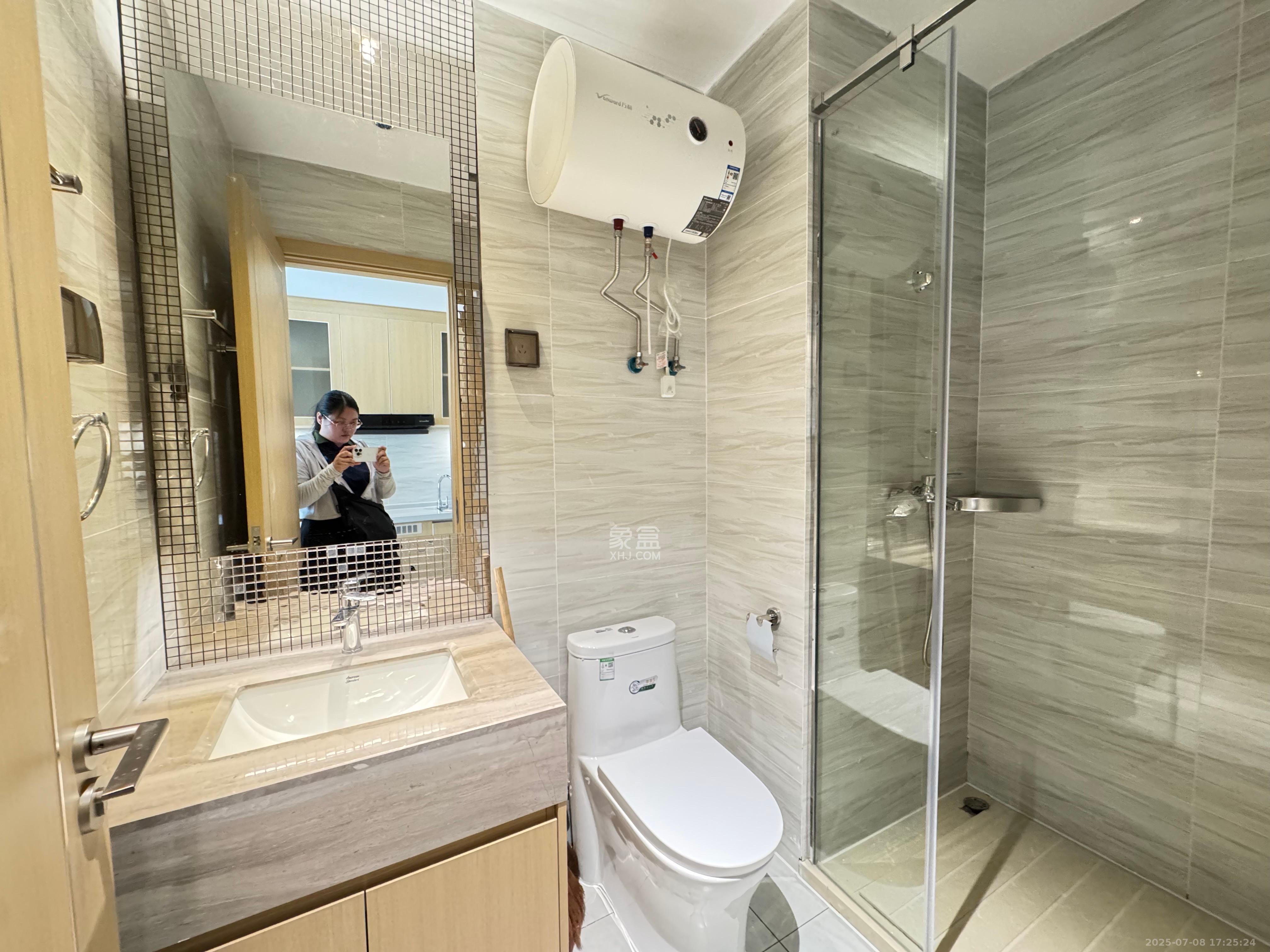 恒大珺悦府 1室1厅1卫 1600.0元/月 恒大珺悦府 1室1厅1卫 1600.0元/月室内图