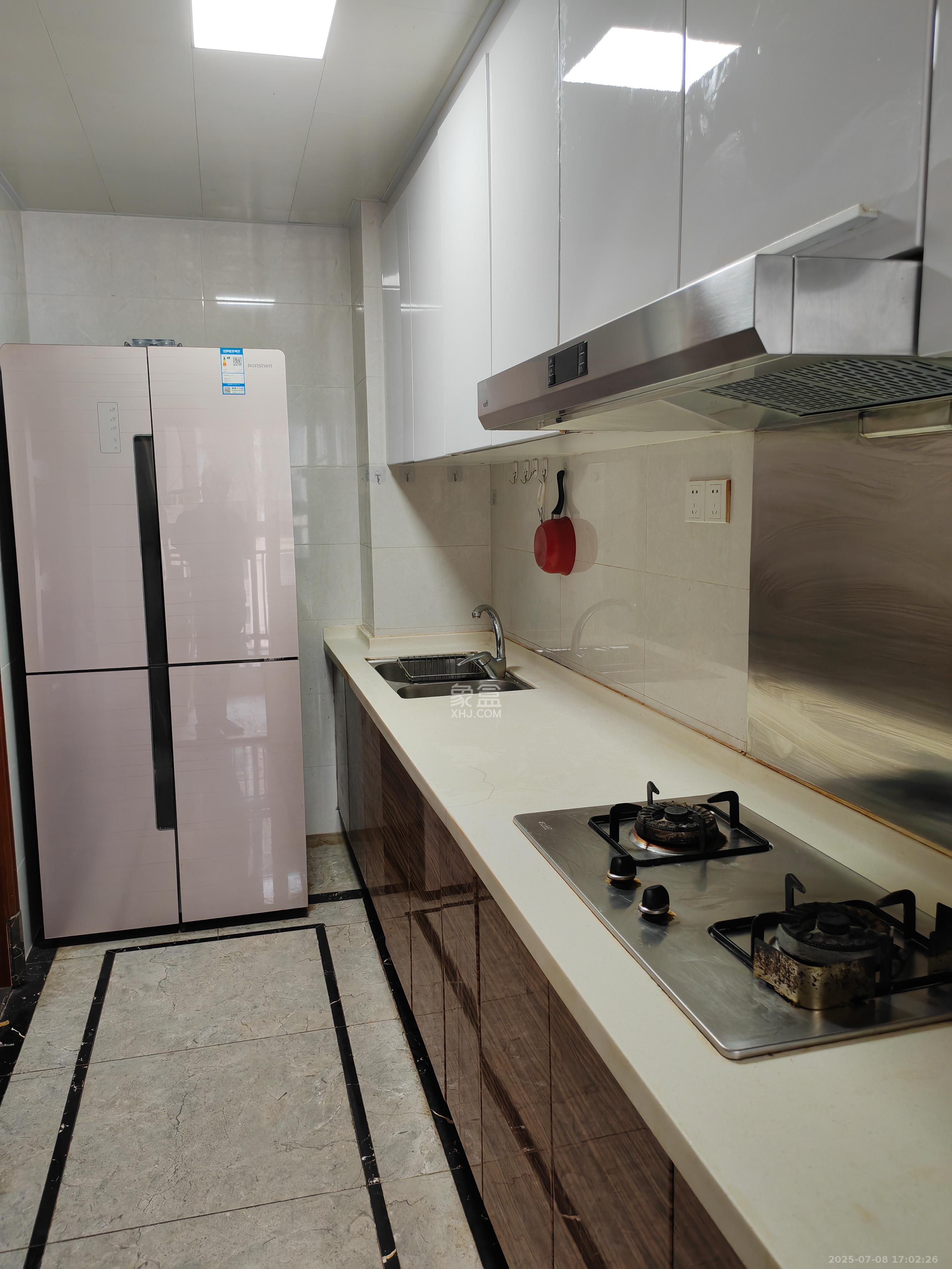 中海梅溪湖壹号  3室2厅1卫    2900.0元/月 中海梅溪湖壹号  3室2厅1卫    2900.0元/月室内图