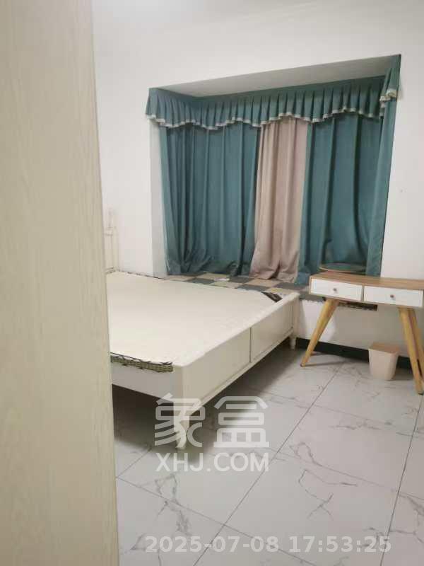 和润园一、二期 1室1厅1卫 1300.0元/月 和润园一、二期 1室1厅1卫 1300.0元/月室内图