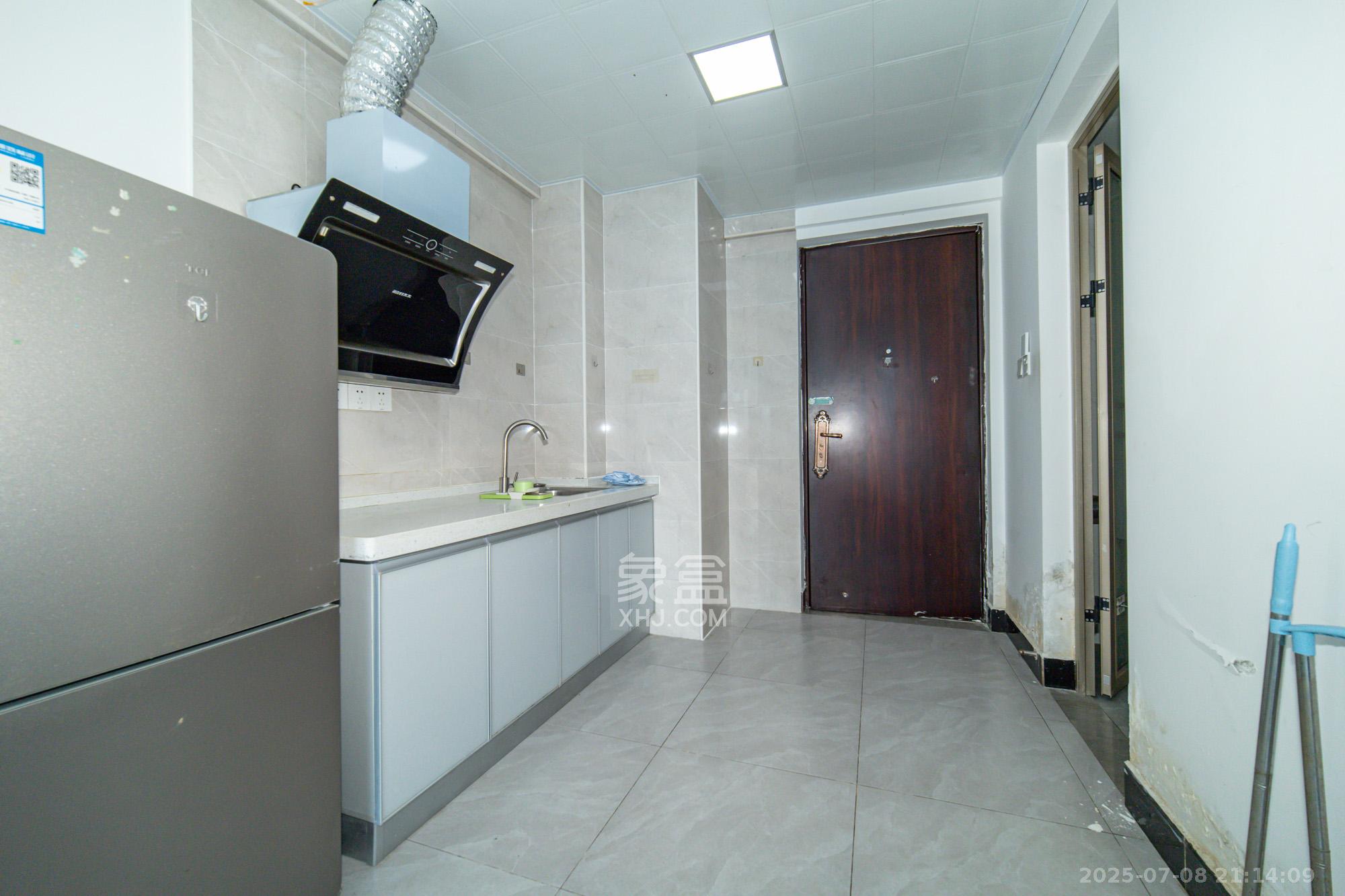 金科时代中心 1室1厅1卫 27.99万 金科时代中心 1室1厅1卫 27.99万厨房