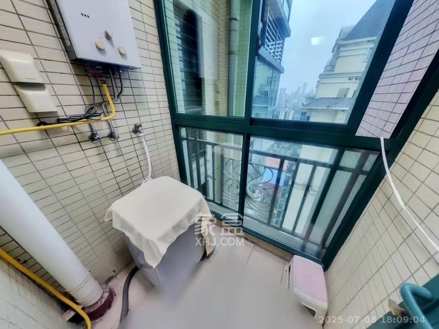 恒大华府  2室2厅1卫   2500.00元/月室内图