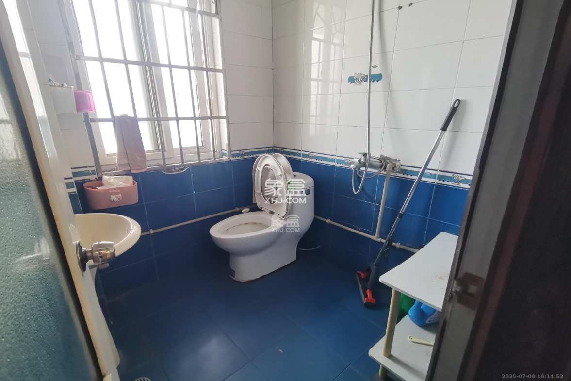 佳润新城(佳润新都)  2室1厅1卫    1600.0元/月 佳润新城(佳润新都)  2室1厅1卫    1600.0元/月室内图