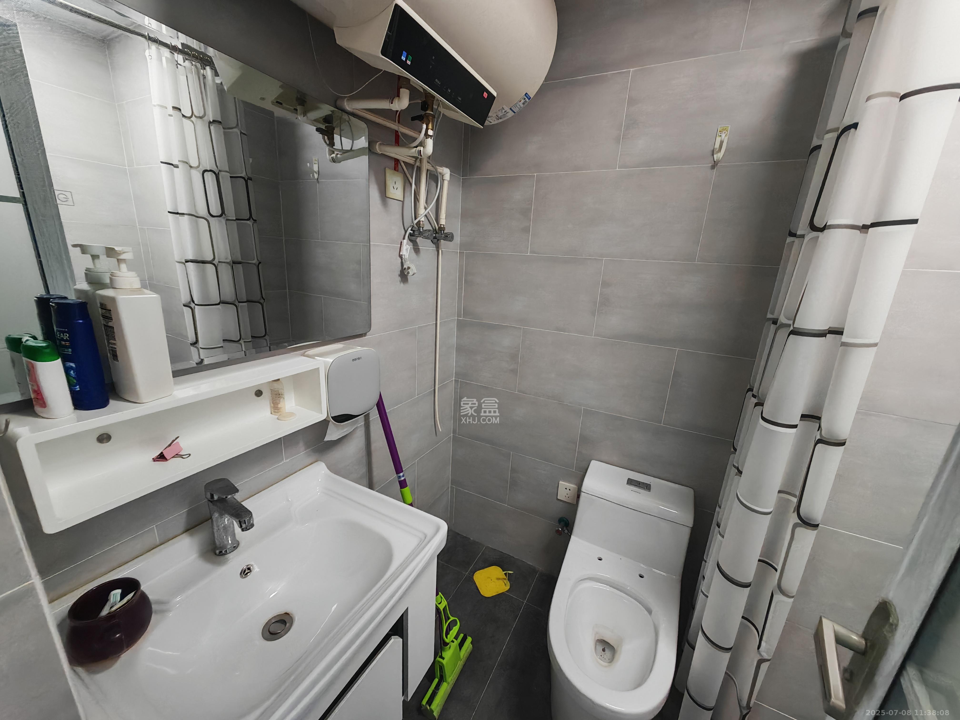 达美美立方  1室1厅1卫    1500.0元/月 达美美立方  1室1厅1卫    1500.0元/月室内图