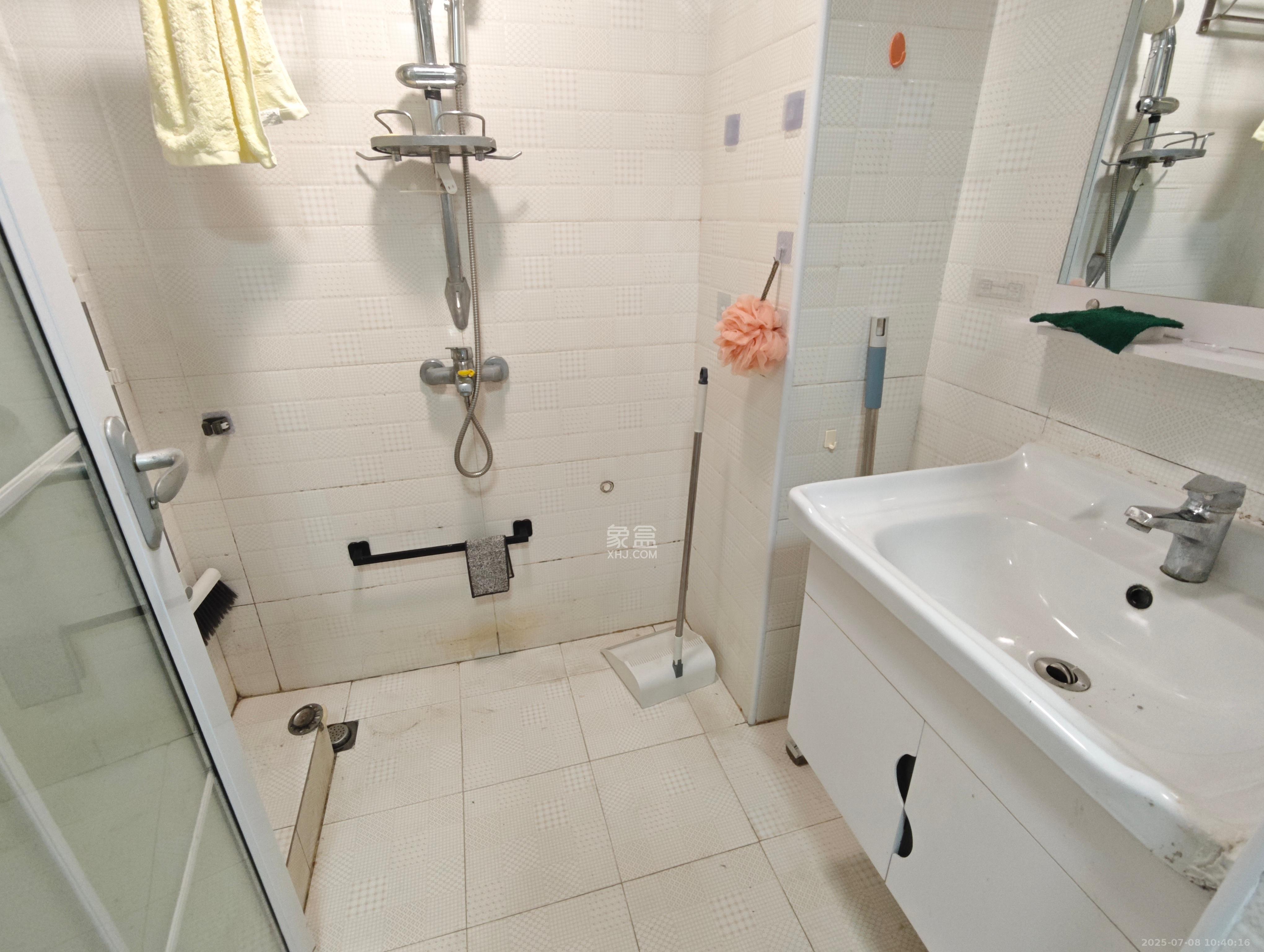 永林小时代  1室1厅1卫   1300.00元/月室内图