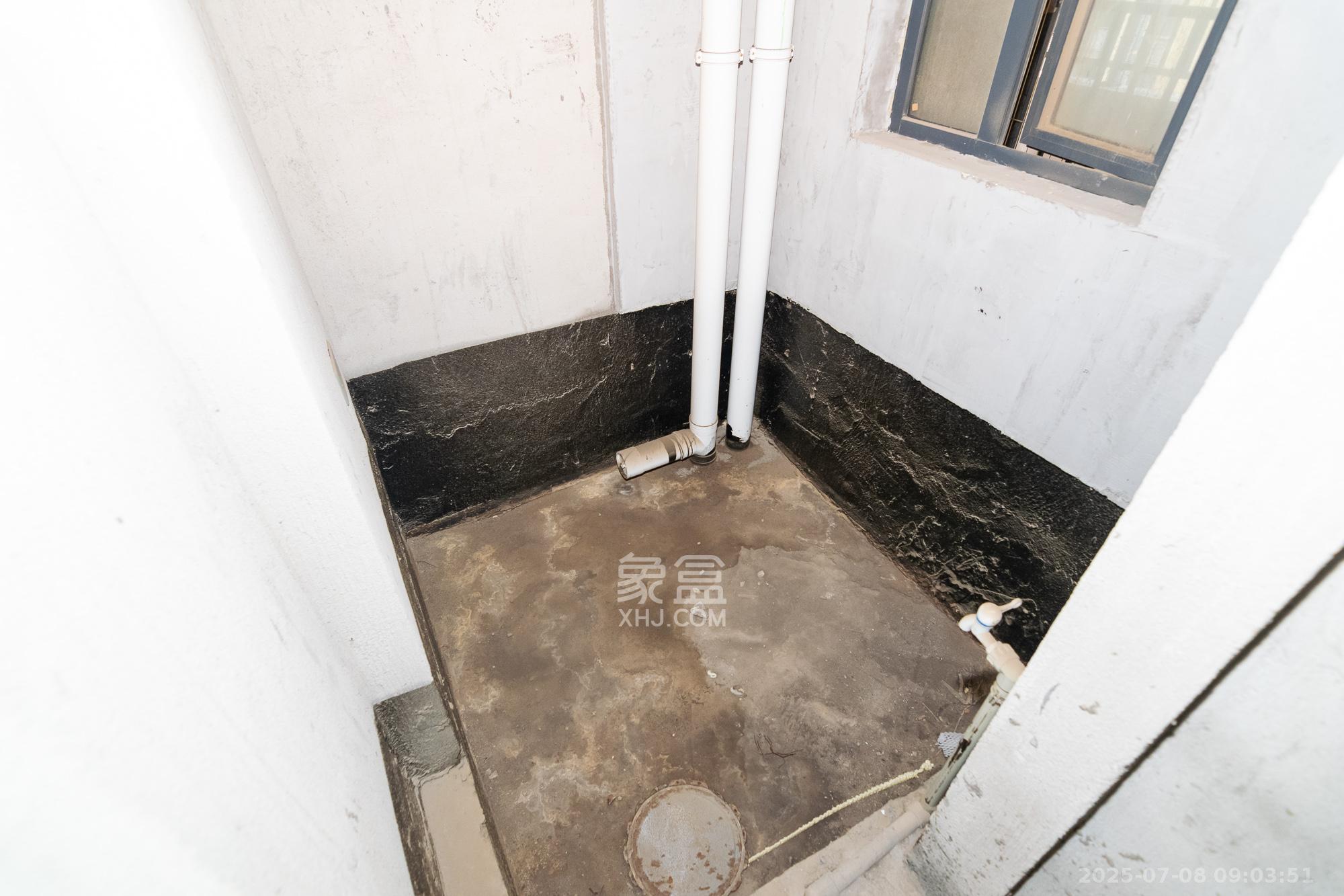 澳海谷山府  4室2厅2卫    1000.0元/月 澳海谷山府  4室2厅2卫    1000.0元/月室内图