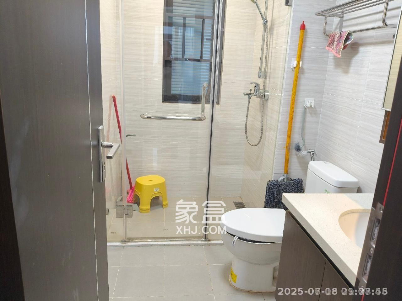 长沙美的麓府  3室2厅2卫   3000.00元/月室内图