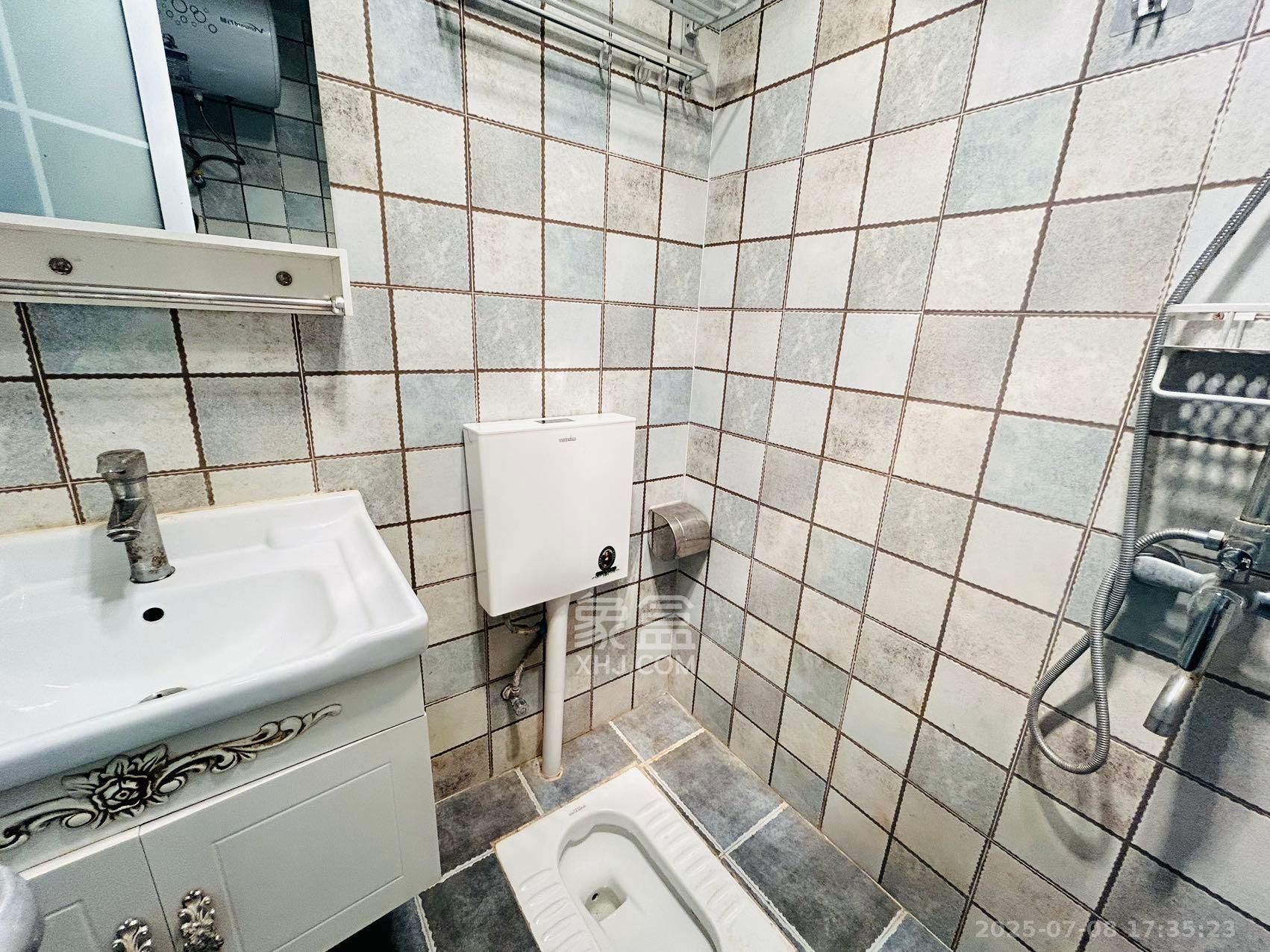 达美美立方  1室1厅1卫   1500.00元/月室内图