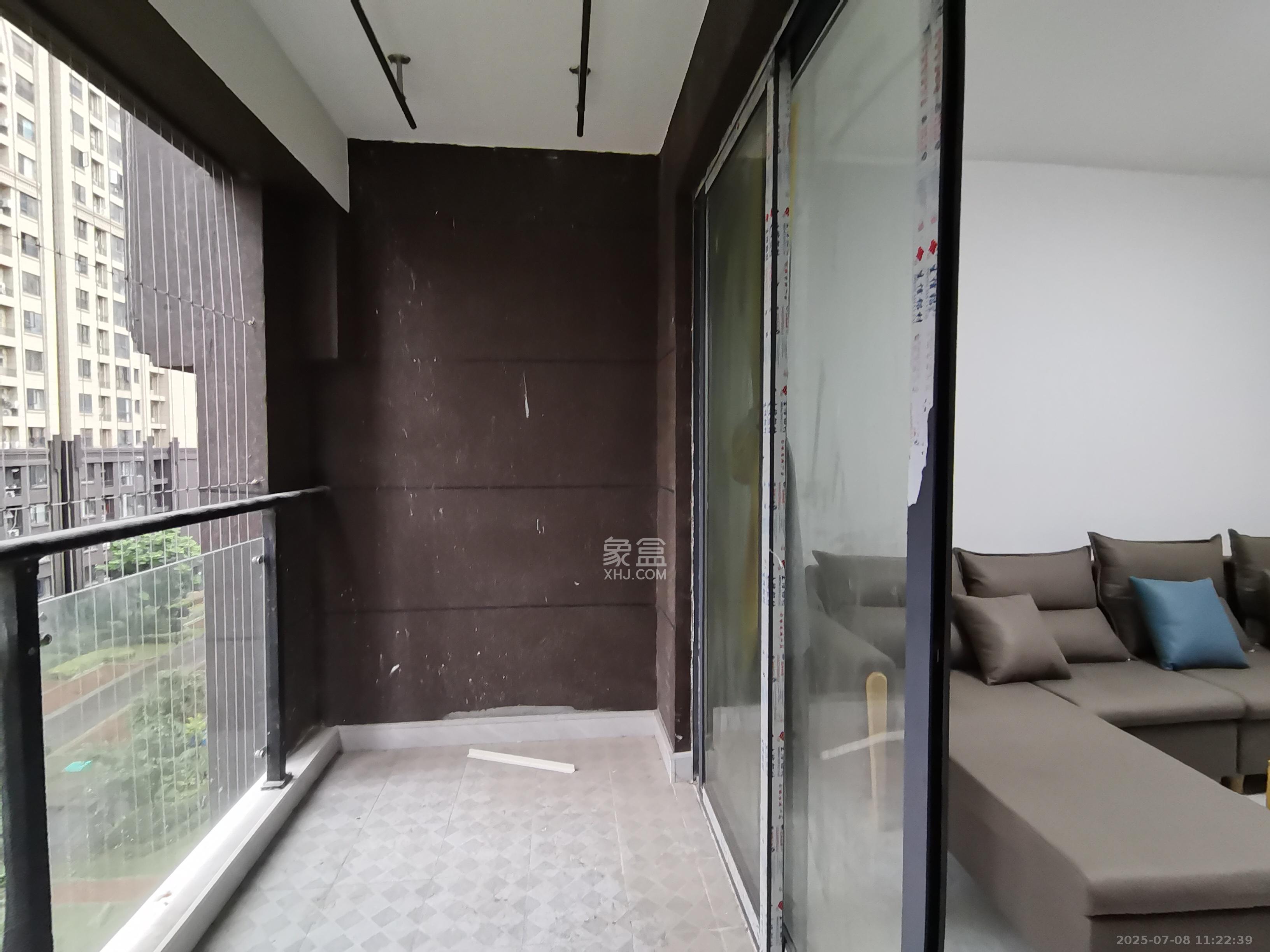 明发阅江悦府  3室2厅1卫   2300.00元/月室内图