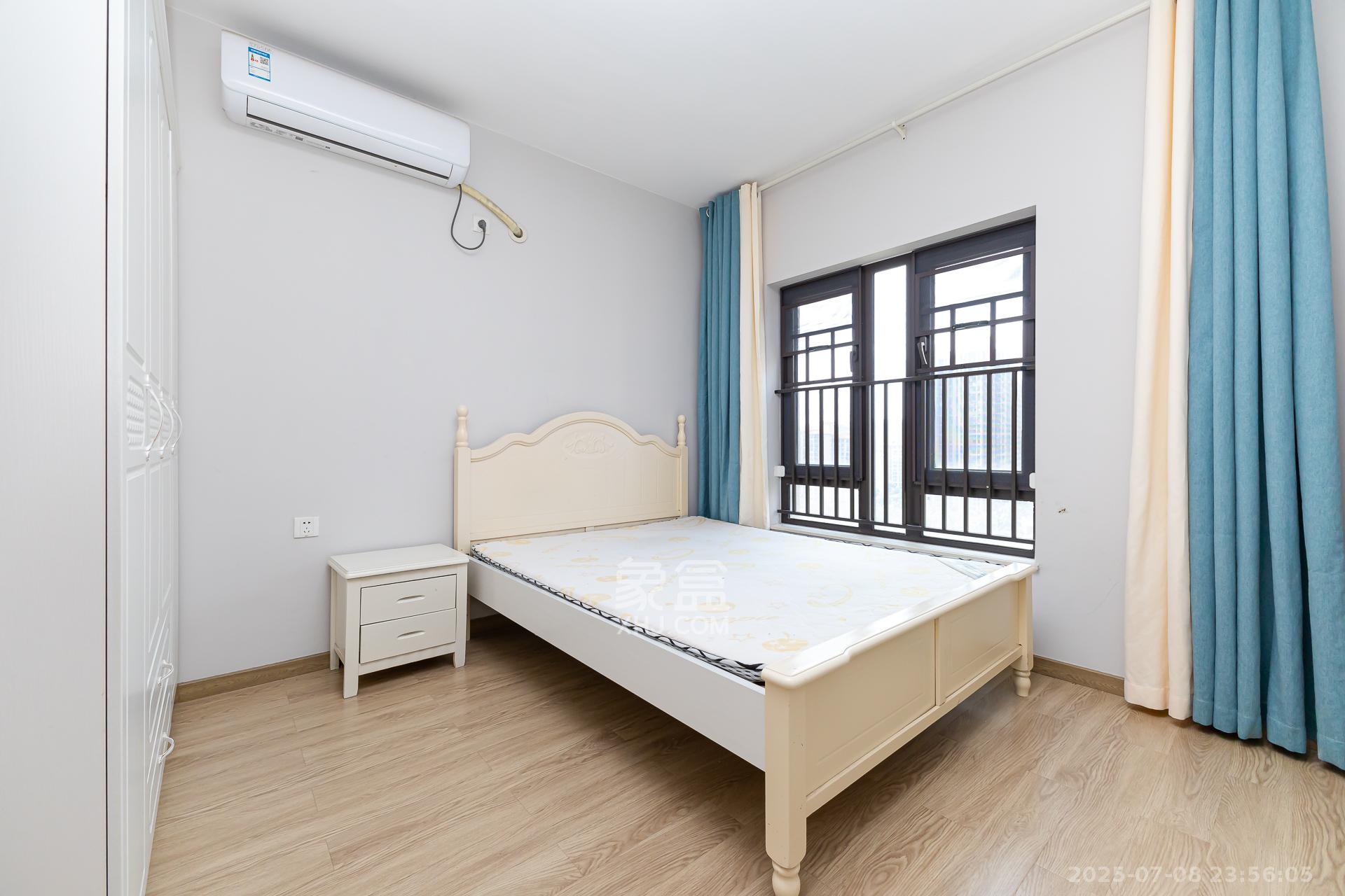 时代倾城五期  3室2厅1卫    98.0万 时代倾城五期  3室2厅1卫    98.0万卧室