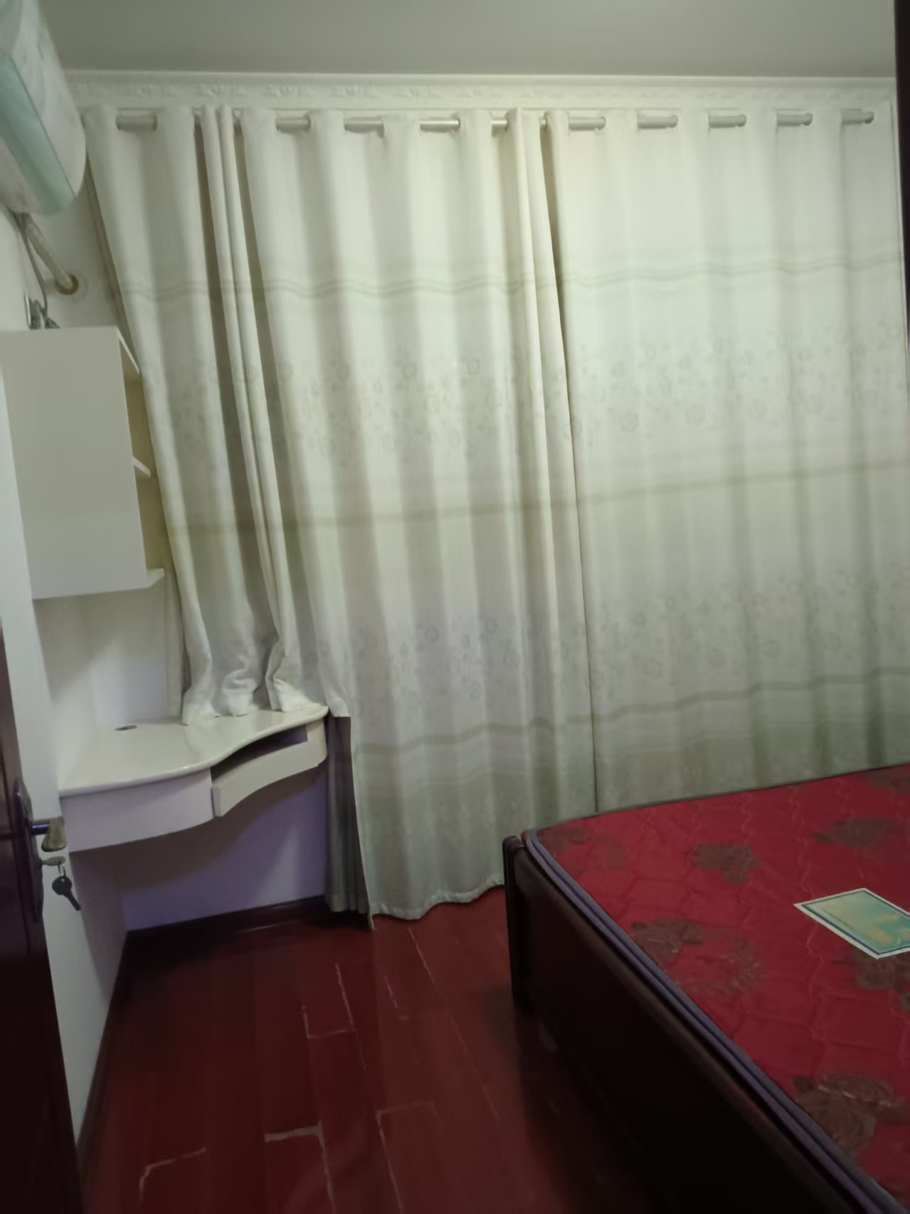 湘中园 3室2厅2卫 88.8万 湘中园 3室2厅2卫 88.8万客厅