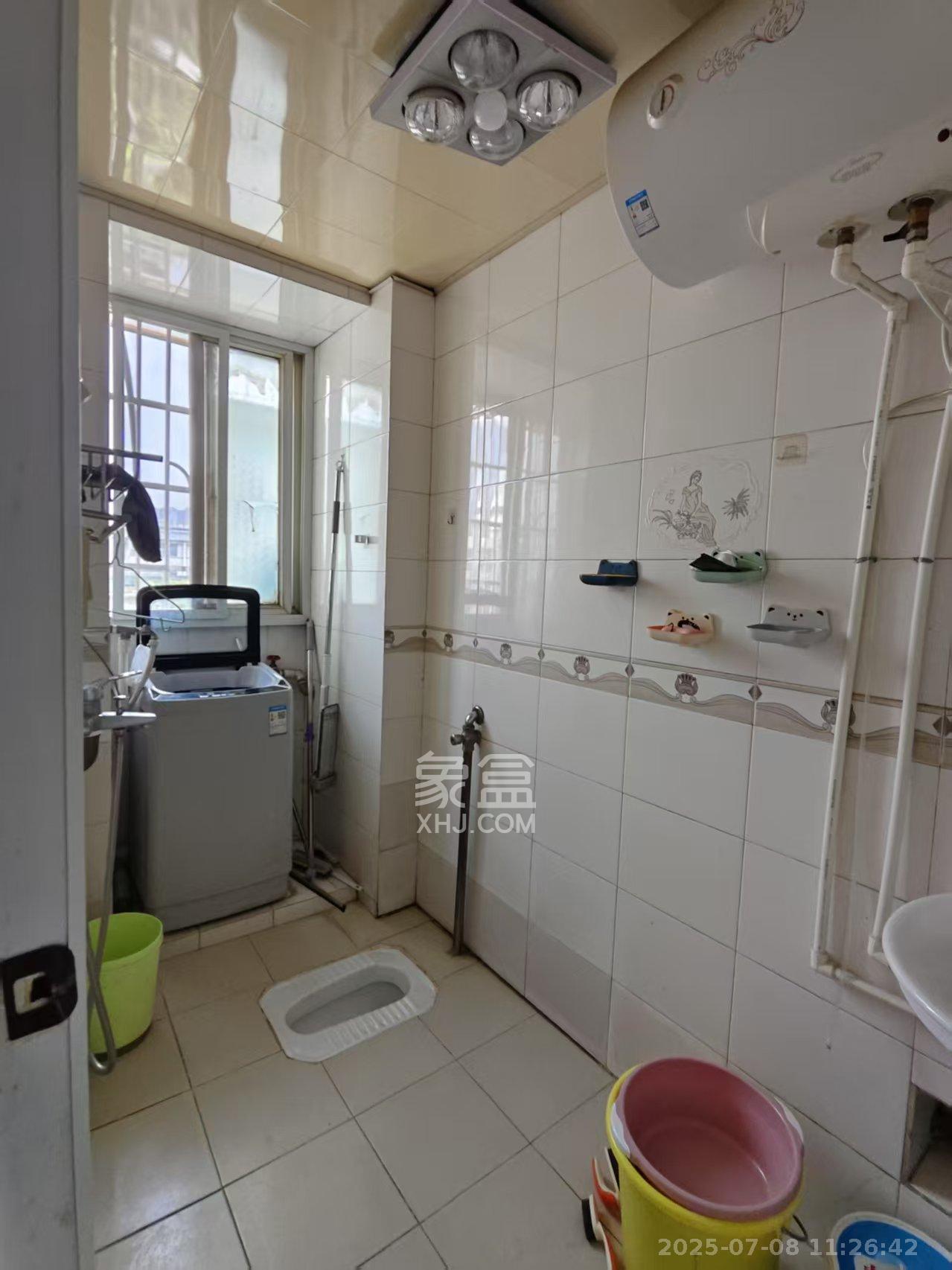 桂花公寓  2室2厅1卫    1200.0元/月 桂花公寓  2室2厅1卫    1200.0元/月室内图