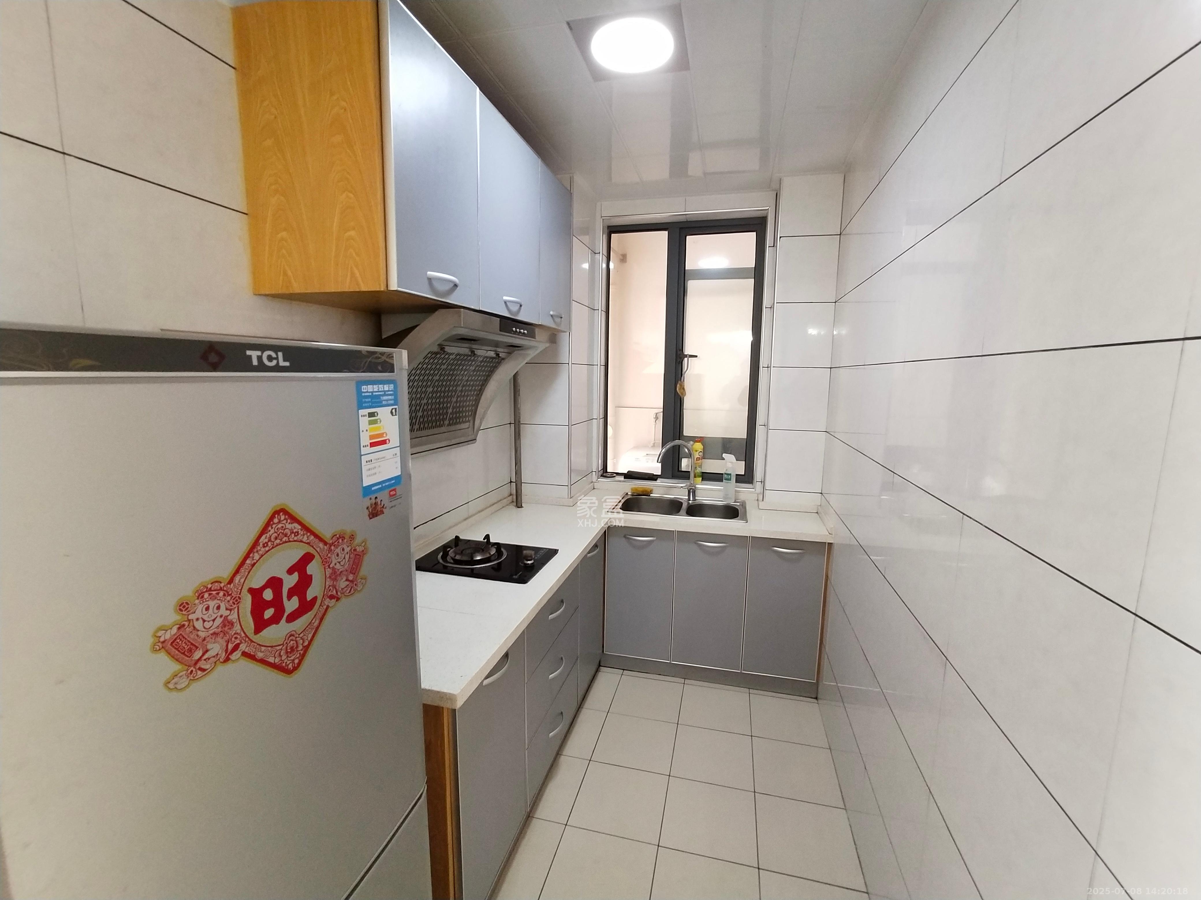 中城丽景香山园  3室1厅1卫   2500.00元/月室内图