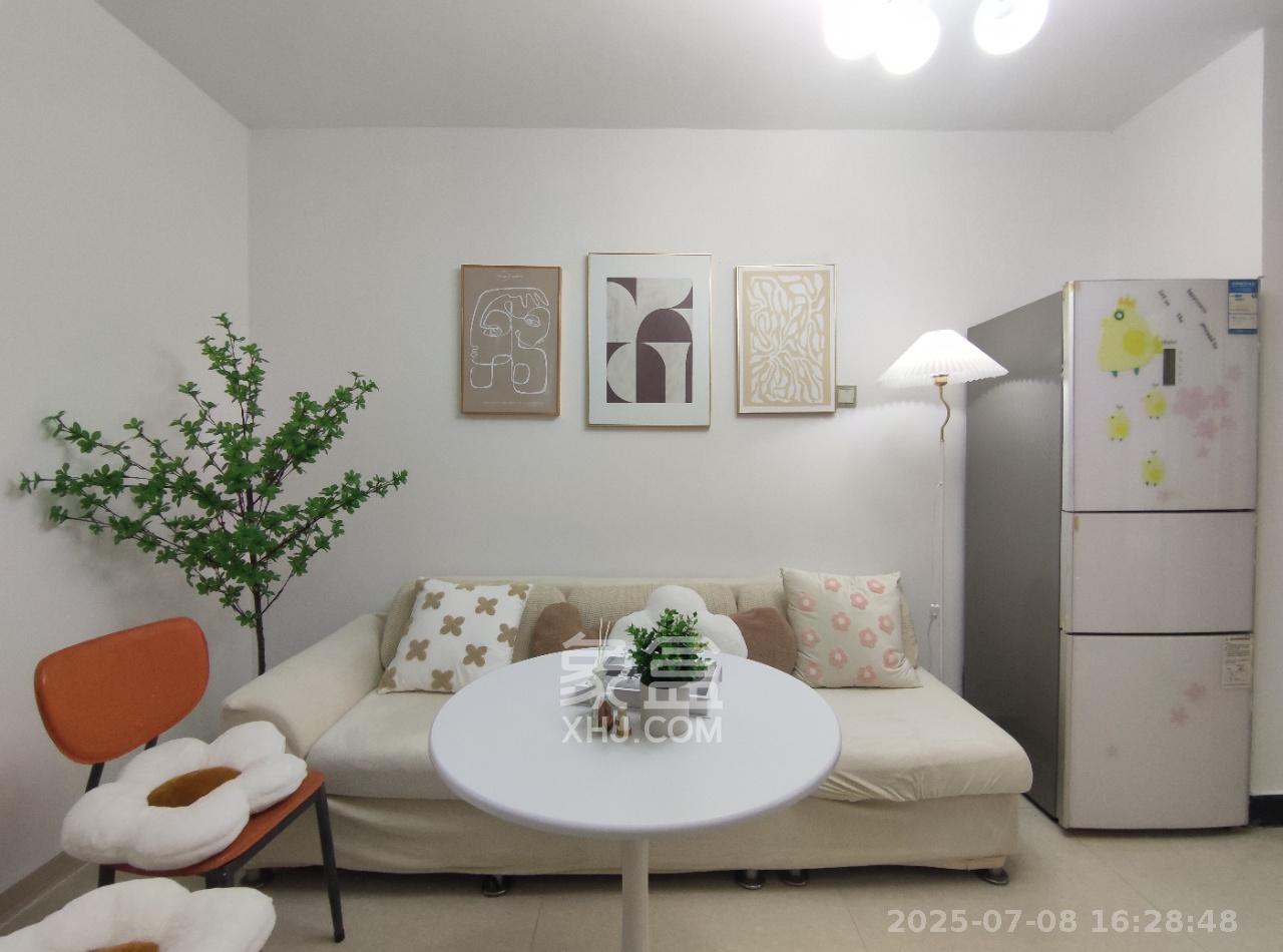 融圣国际 3室2厅2卫 3400.0元/月 融圣国际 3室2厅2卫 3400.0元/月室内图