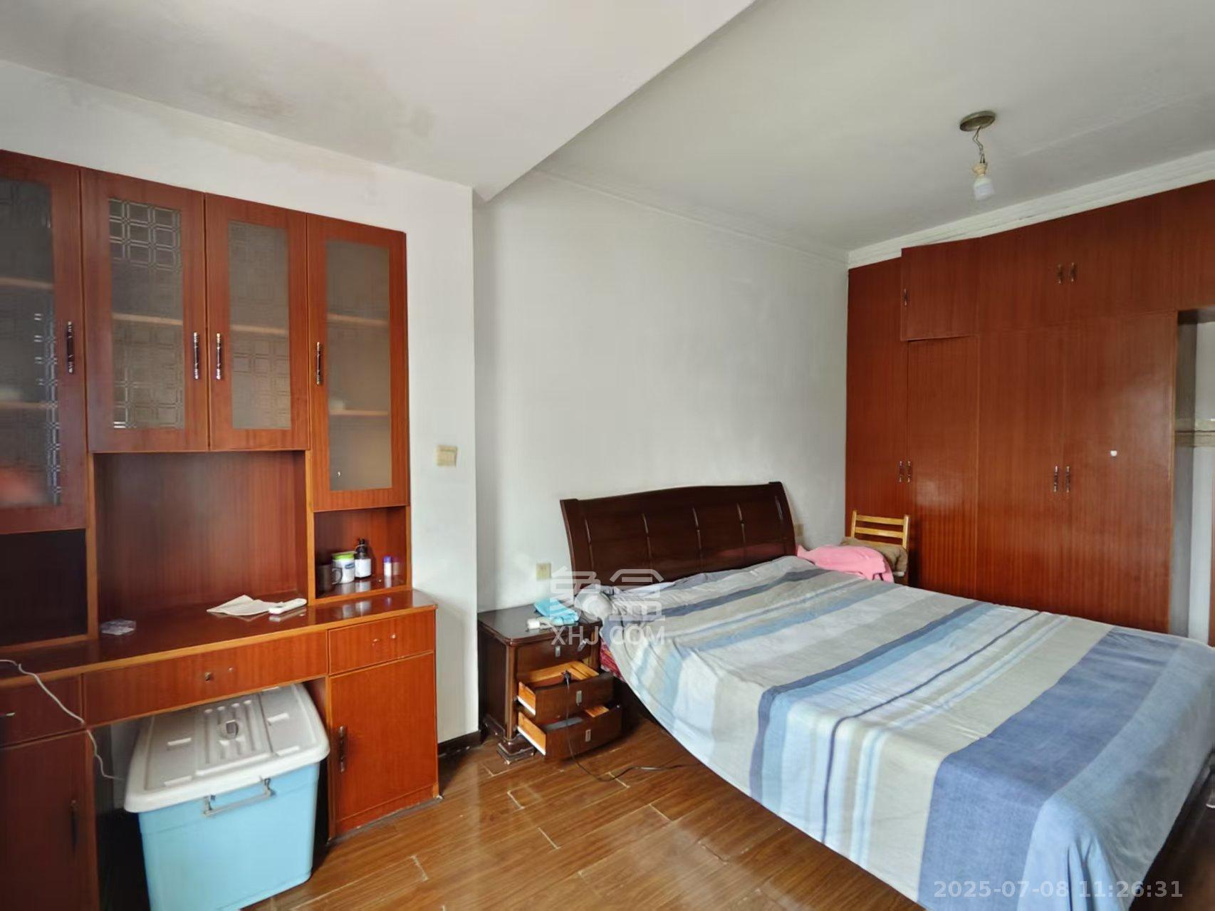 桂花公寓  2室2厅1卫    1200.0元/月室内图