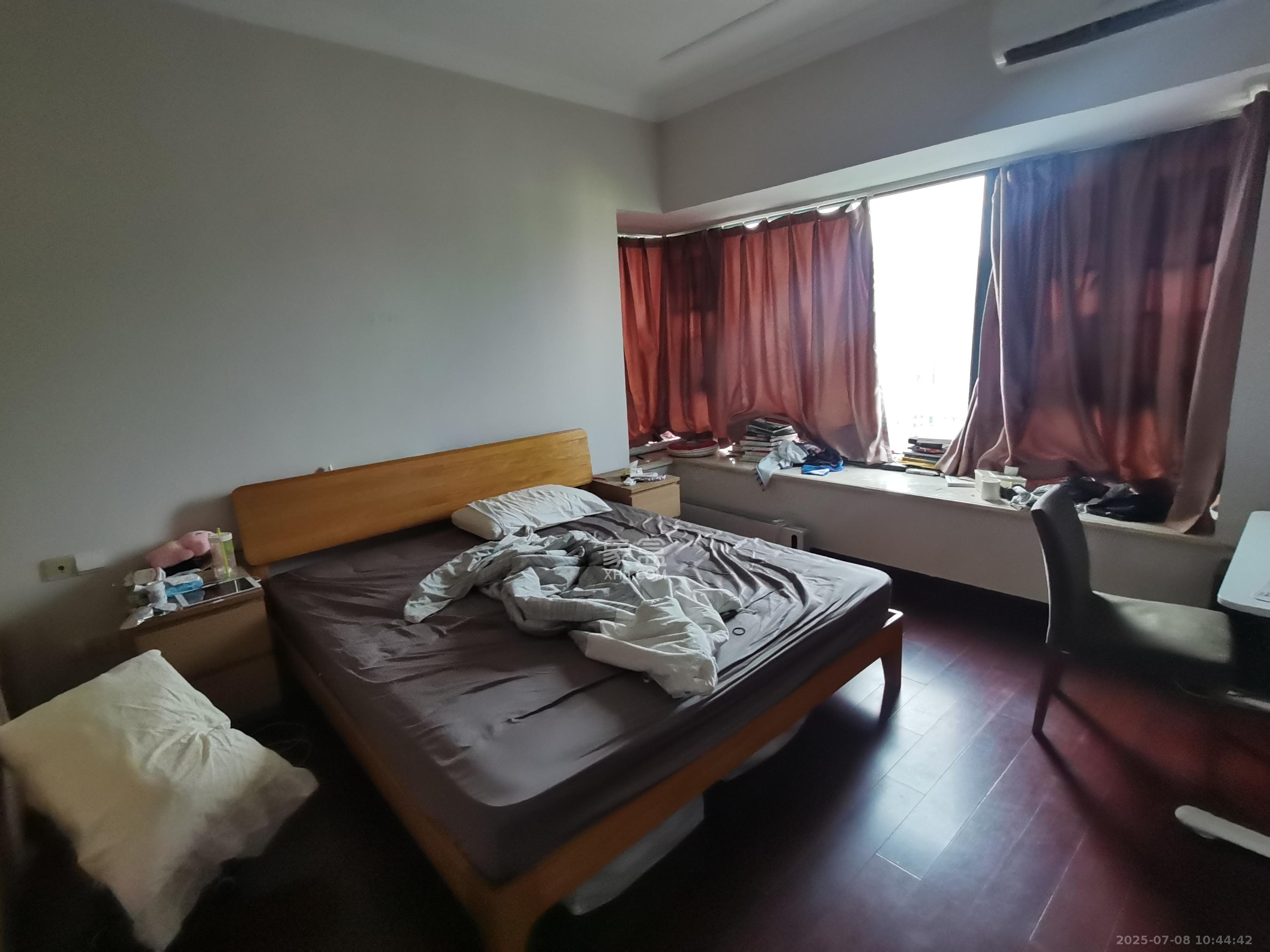 恒大华府  4室2厅2卫   4200.00元/月室内图