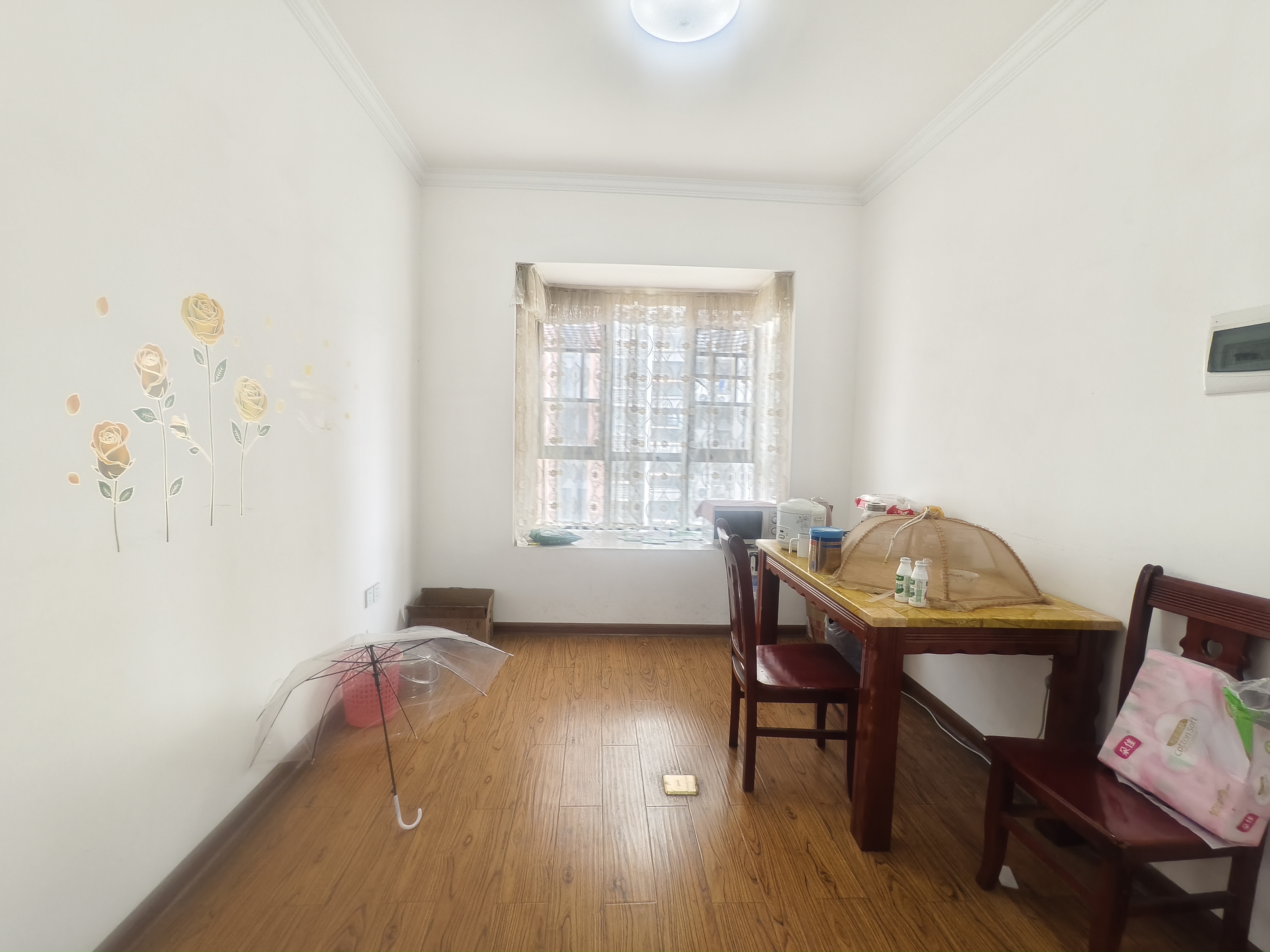 月亮湾三期 2室2厅2卫 1980.0元/月 月亮湾三期 2室2厅2卫 1980.0元/月室内图