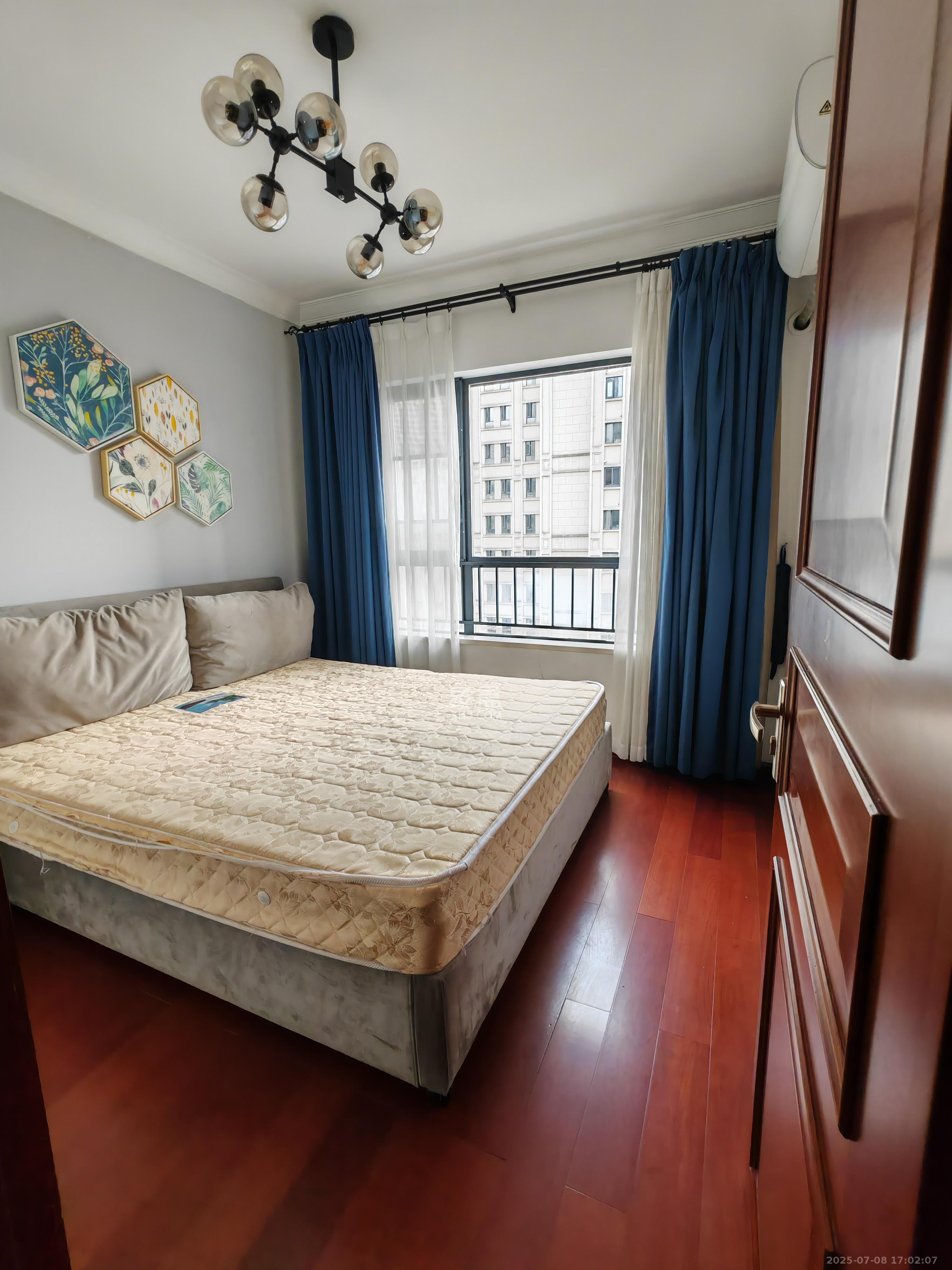 中海梅溪湖壹号  3室2厅1卫    2900.0元/月 中海梅溪湖壹号  3室2厅1卫    2900.0元/月室内图