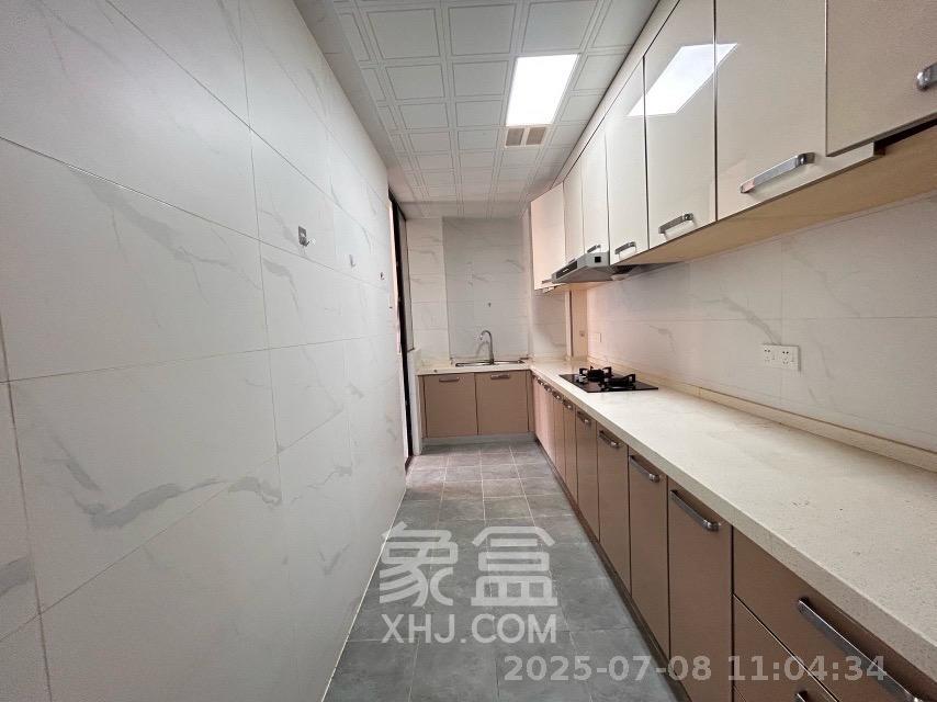 荣悦台  3室2厅2卫   5300.00元/月室内图