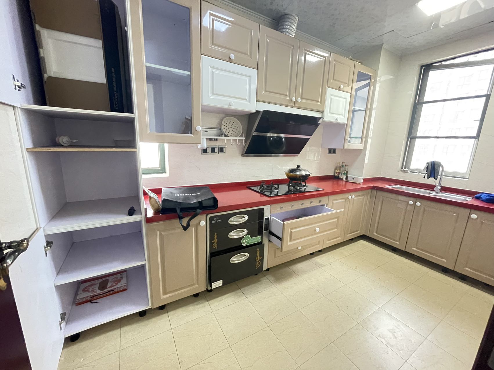 海阔天空-国瑞城二期(雅仕苑) 2室2厅1卫 225.0万 海阔天空-国瑞城二期(雅仕苑) 2室2厅1卫 225.0万客厅