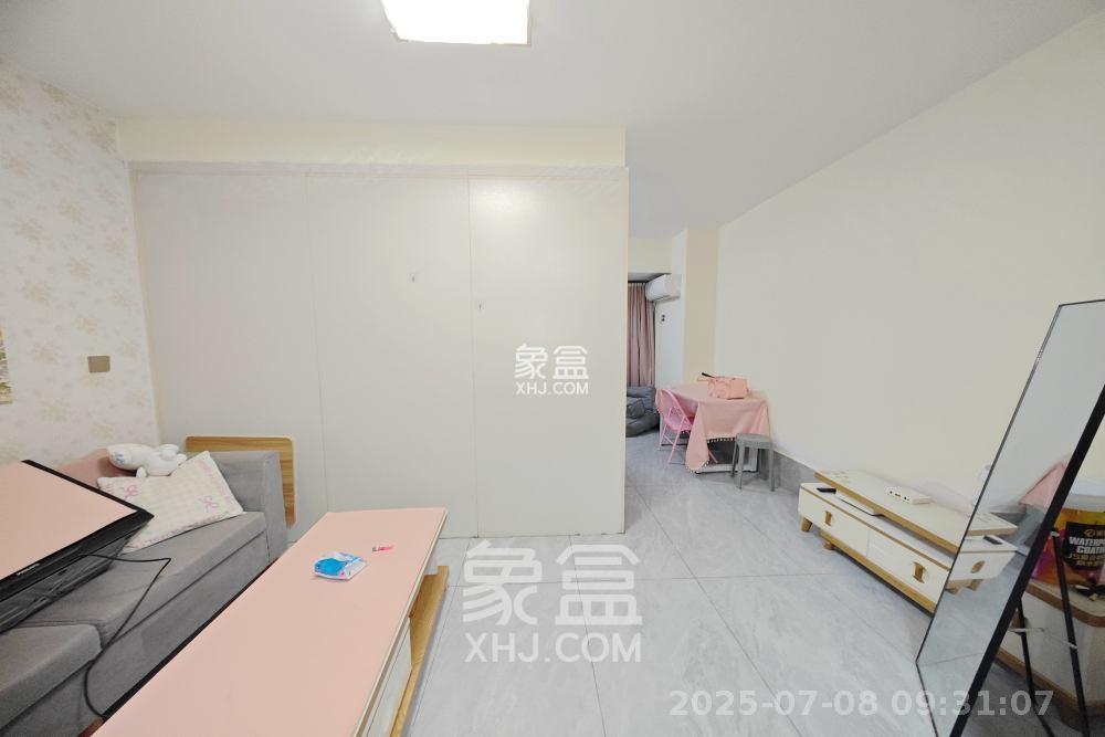 QQ生活馆  1室1厅1卫    1700.0元/月室内图