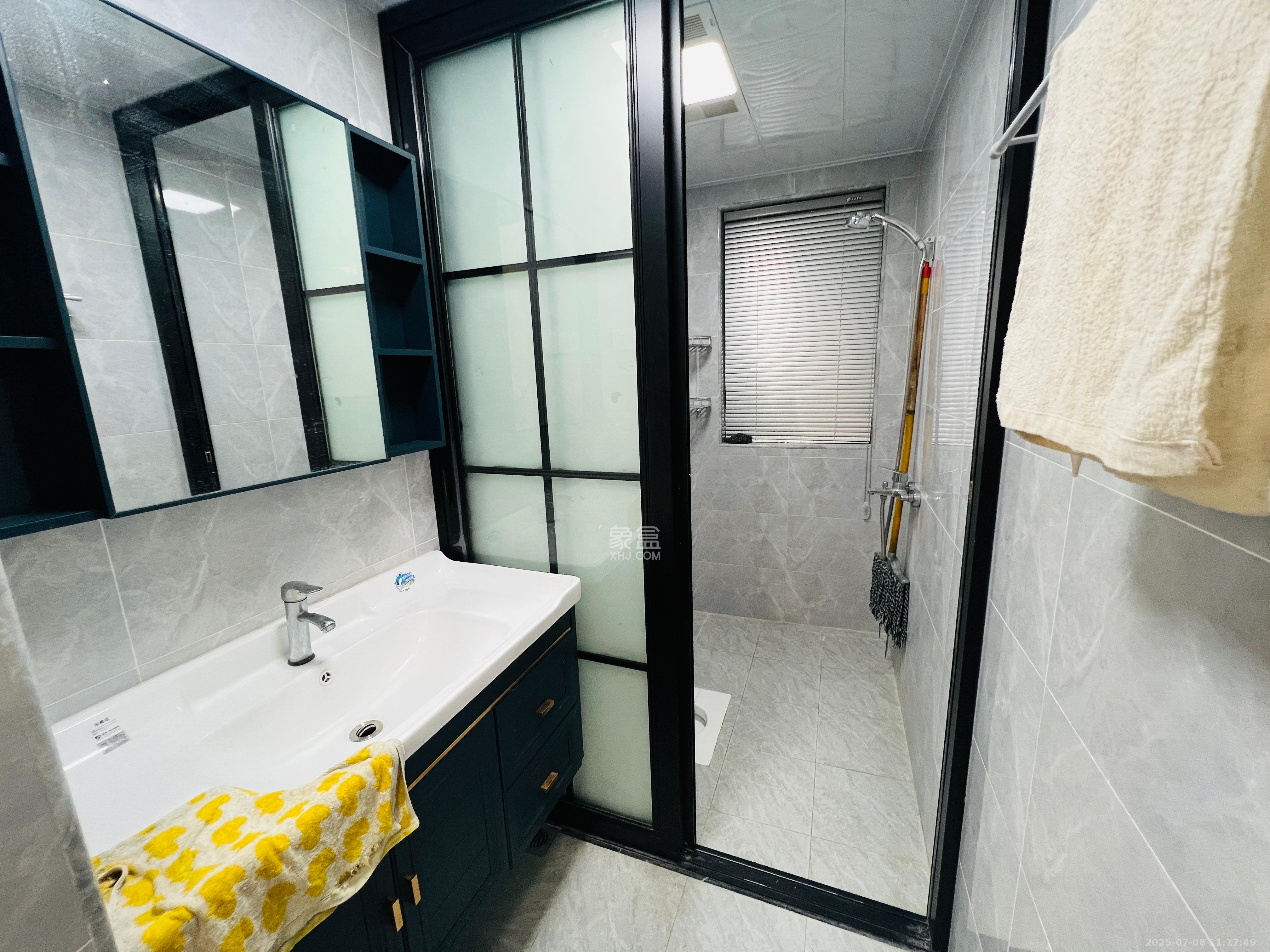 中建芙蓉嘉苑  3室2厅2卫   2500.00元/月室内图