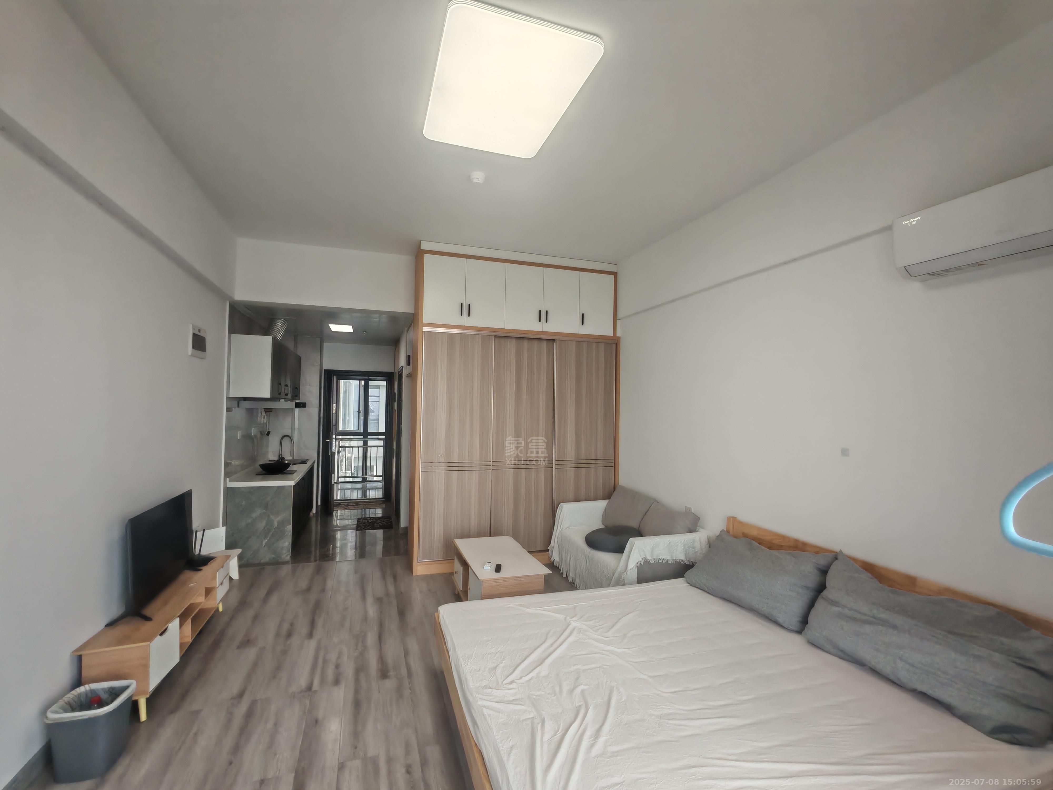 朗廷览江  1室1厅1卫   1400.00元/月