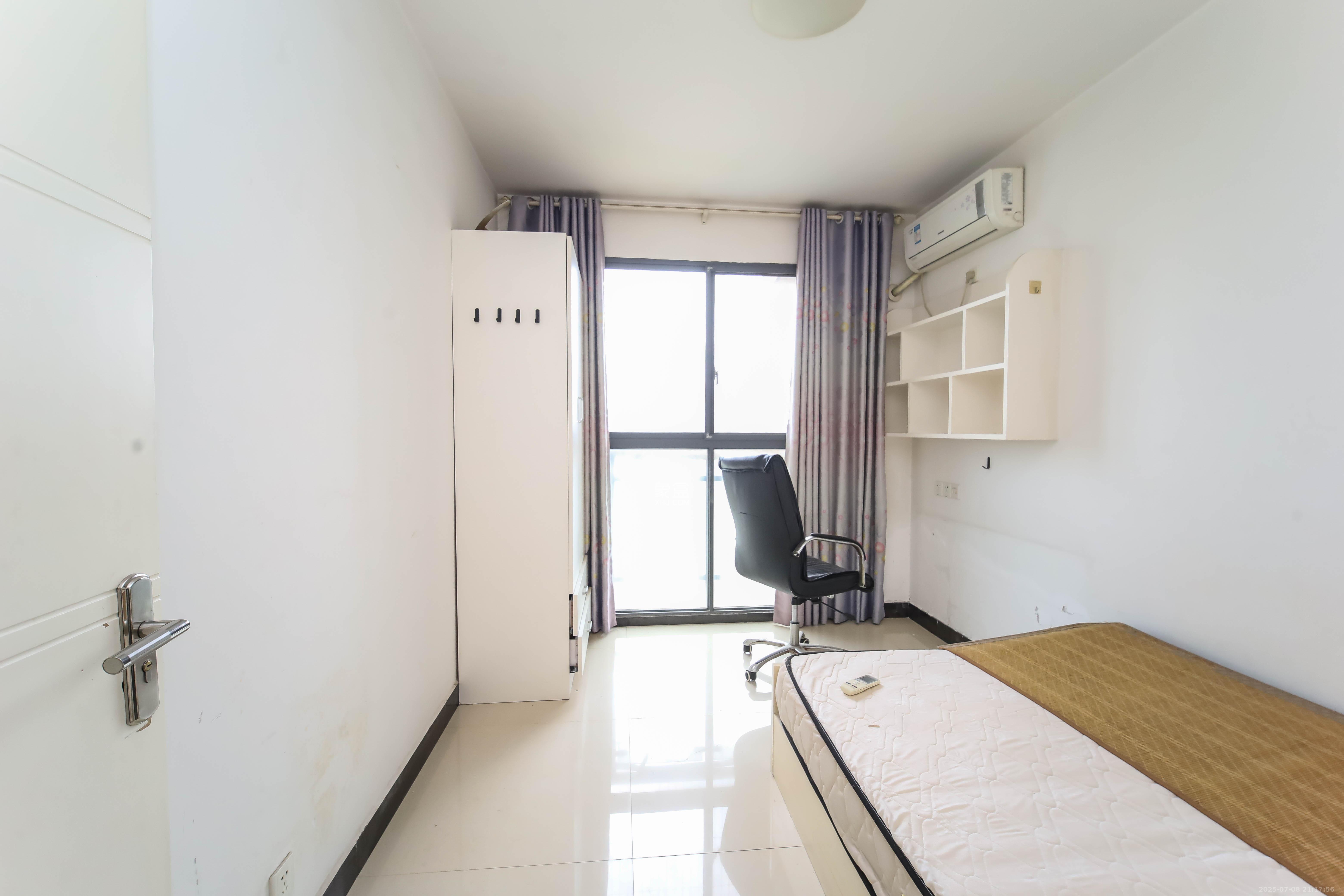 江河双水湾 3室2厅1卫 76.0万 江河双水湾 3室2厅1卫 76.0万卧室