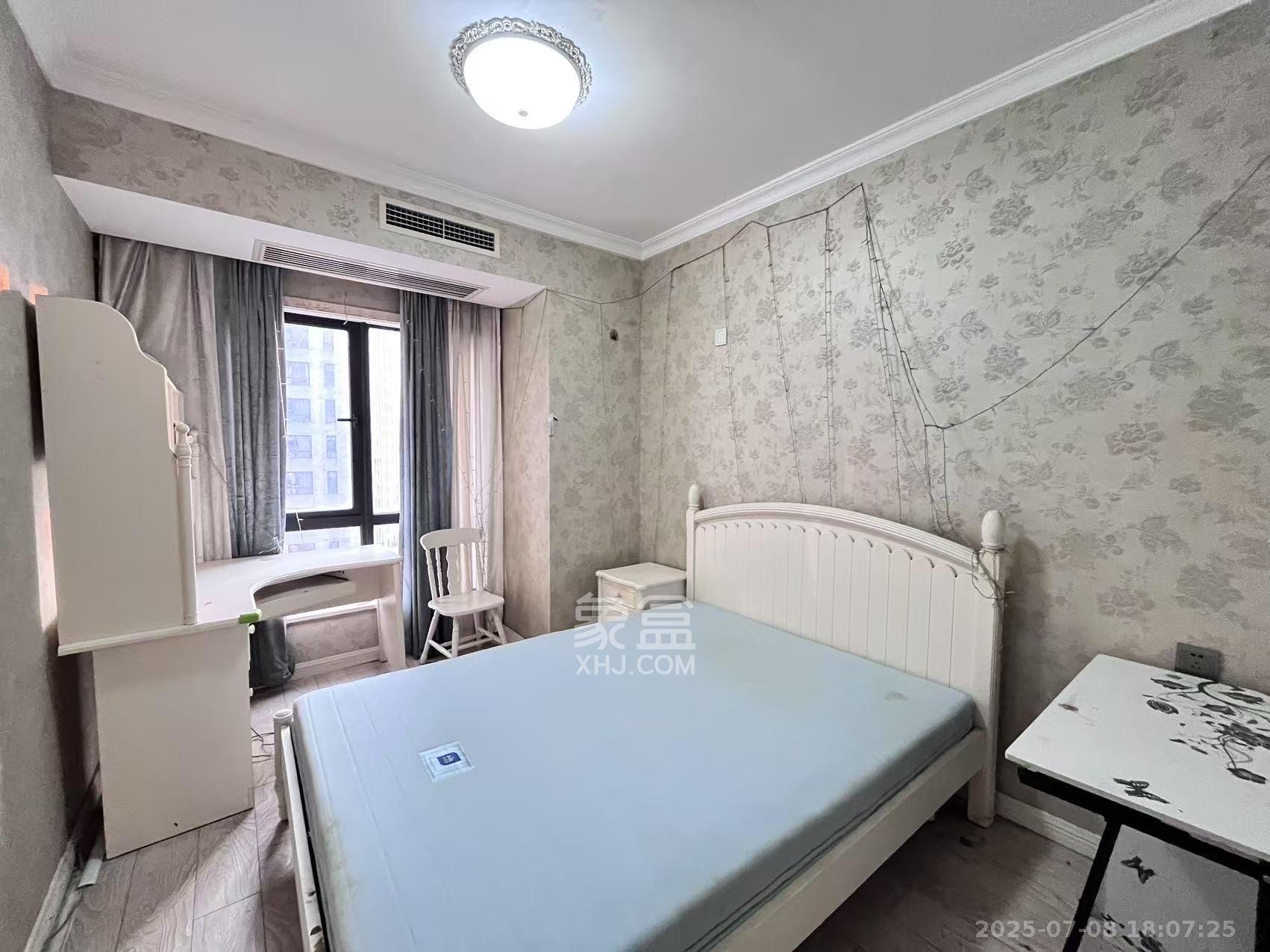 达美D6区 4室2厅2卫 3300.0元/月 达美D6区 4室2厅2卫 3300.0元/月室内图