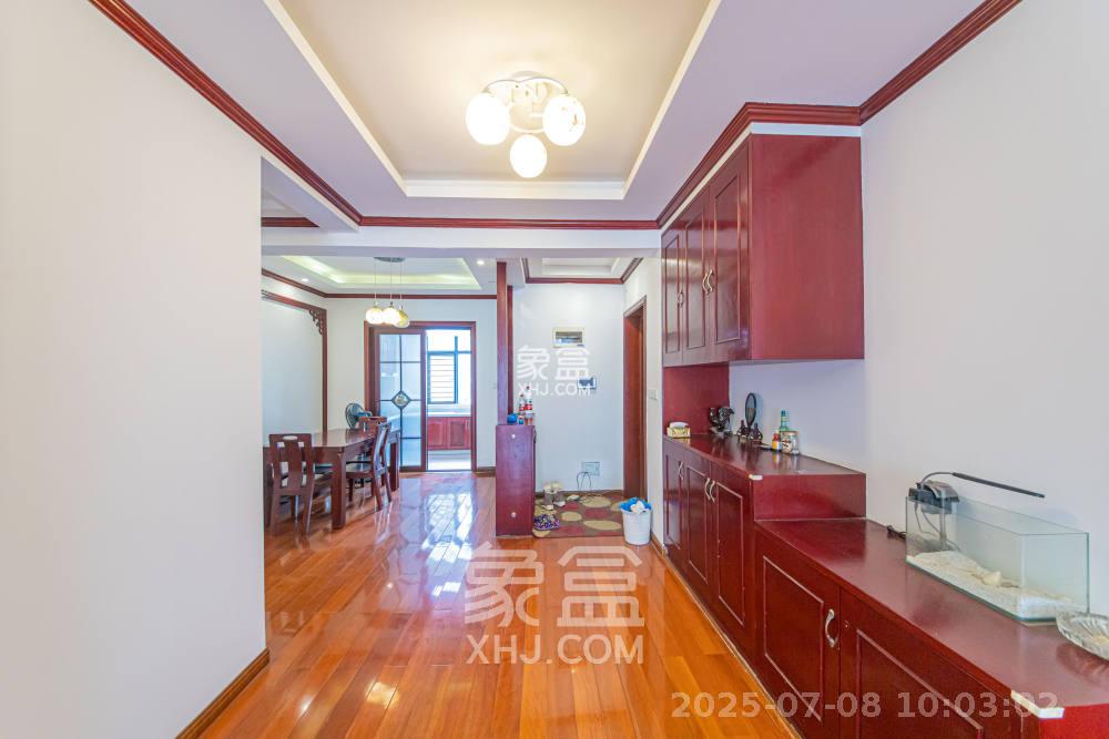 长盛岚庭  3室2厅1卫    2600.0元/月 长盛岚庭  3室2厅1卫    2600.0元/月室内图