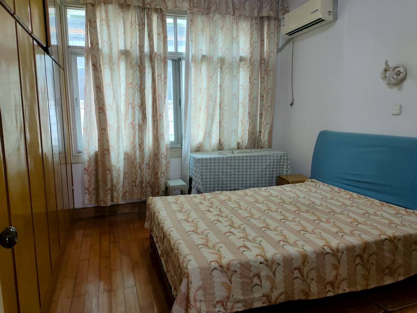 赫山税务局家属楼 3室2厅2卫 1250.0元/月 赫山税务局家属楼 3室2厅2卫 1250.0元/月室内图