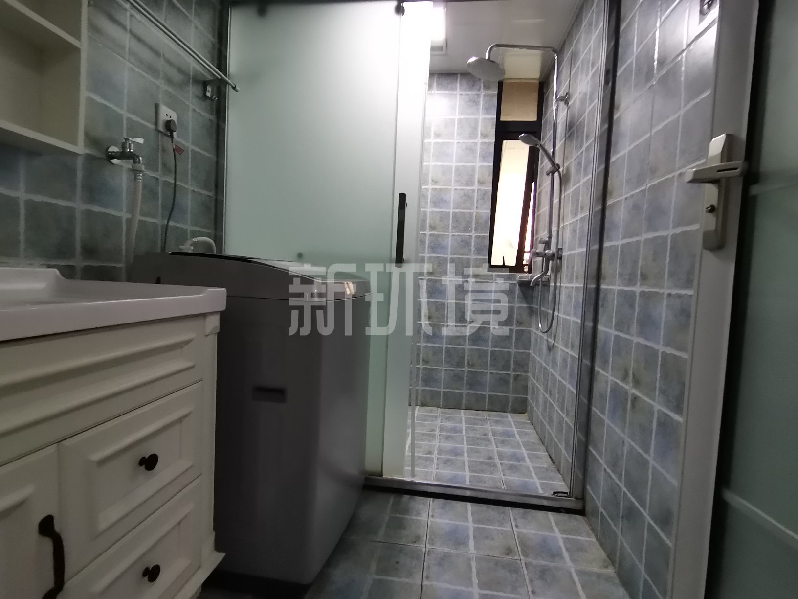 山水印象  2室2厅1卫    1600.0元/月 山水印象  2室2厅1卫    1600.0元/月室内图