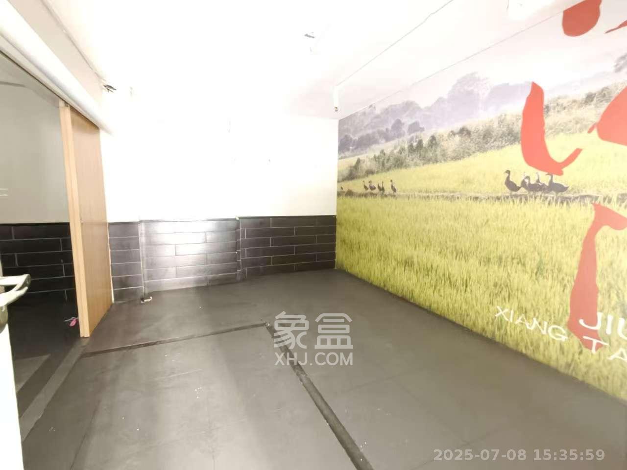 阳光丽景   67.0㎡     16000.00元/月室内图