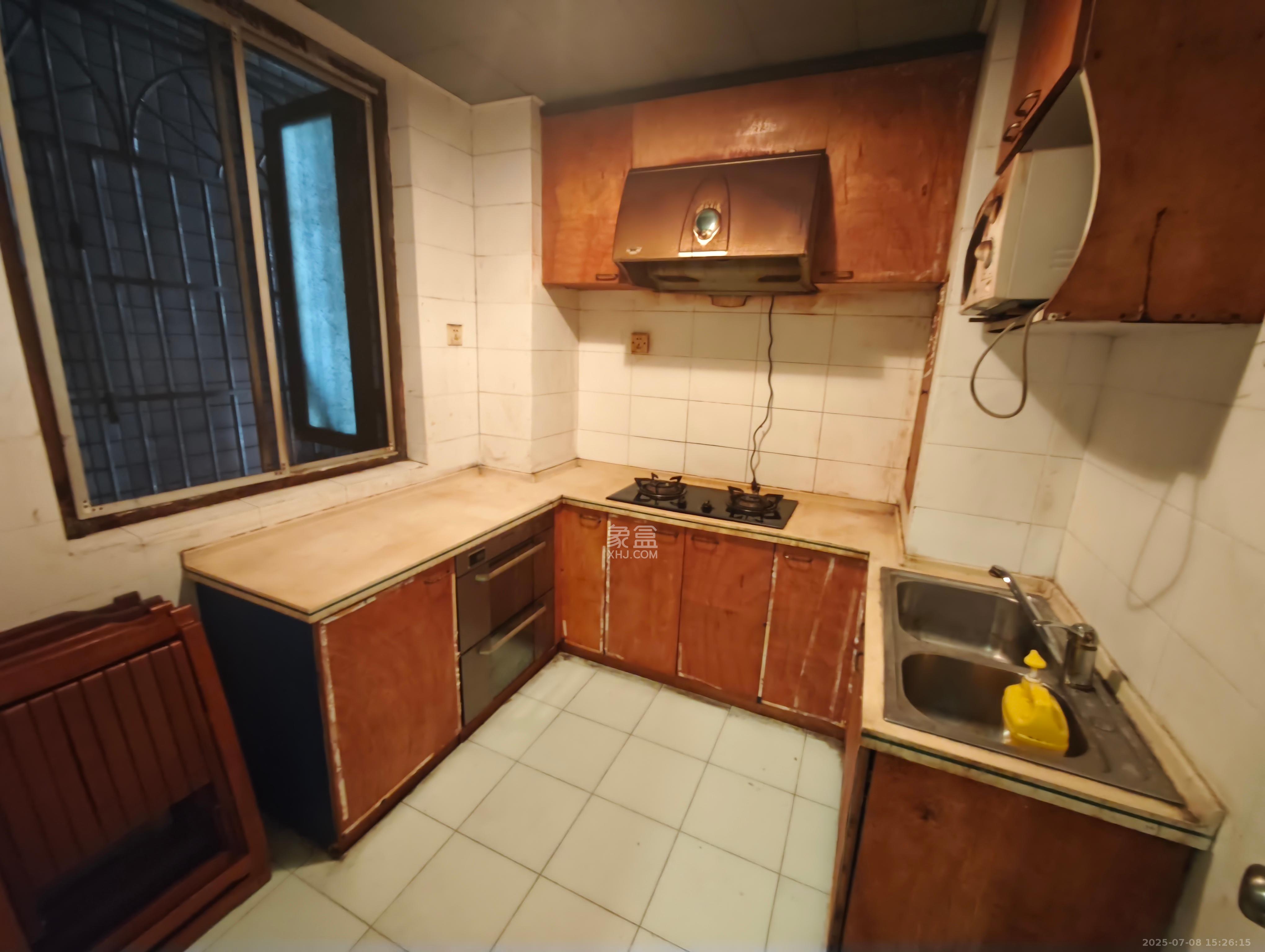 鑫溪大厦 2室1厅1卫 2200.0元/月 鑫溪大厦 2室1厅1卫 2200.0元/月室内图