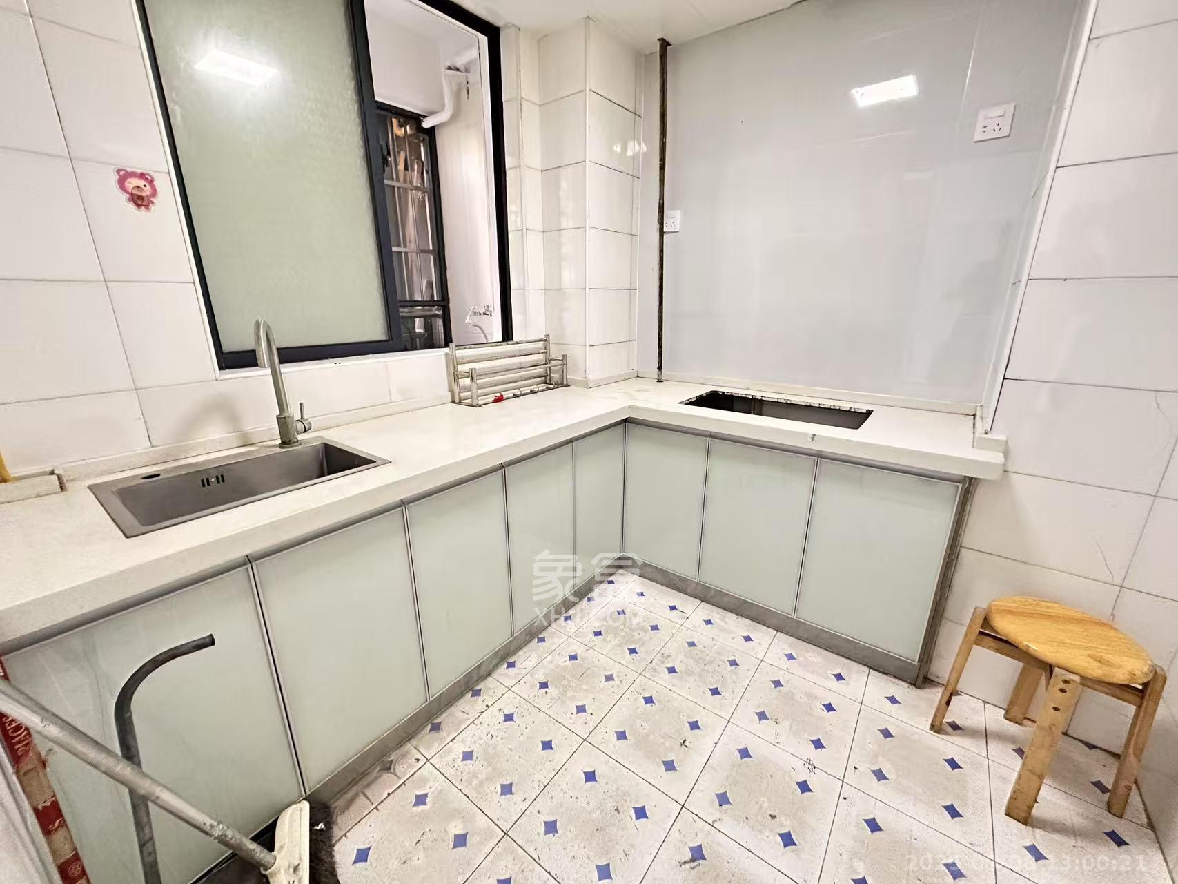 万象新天  3室2厅2卫    3500.0元/月室内图