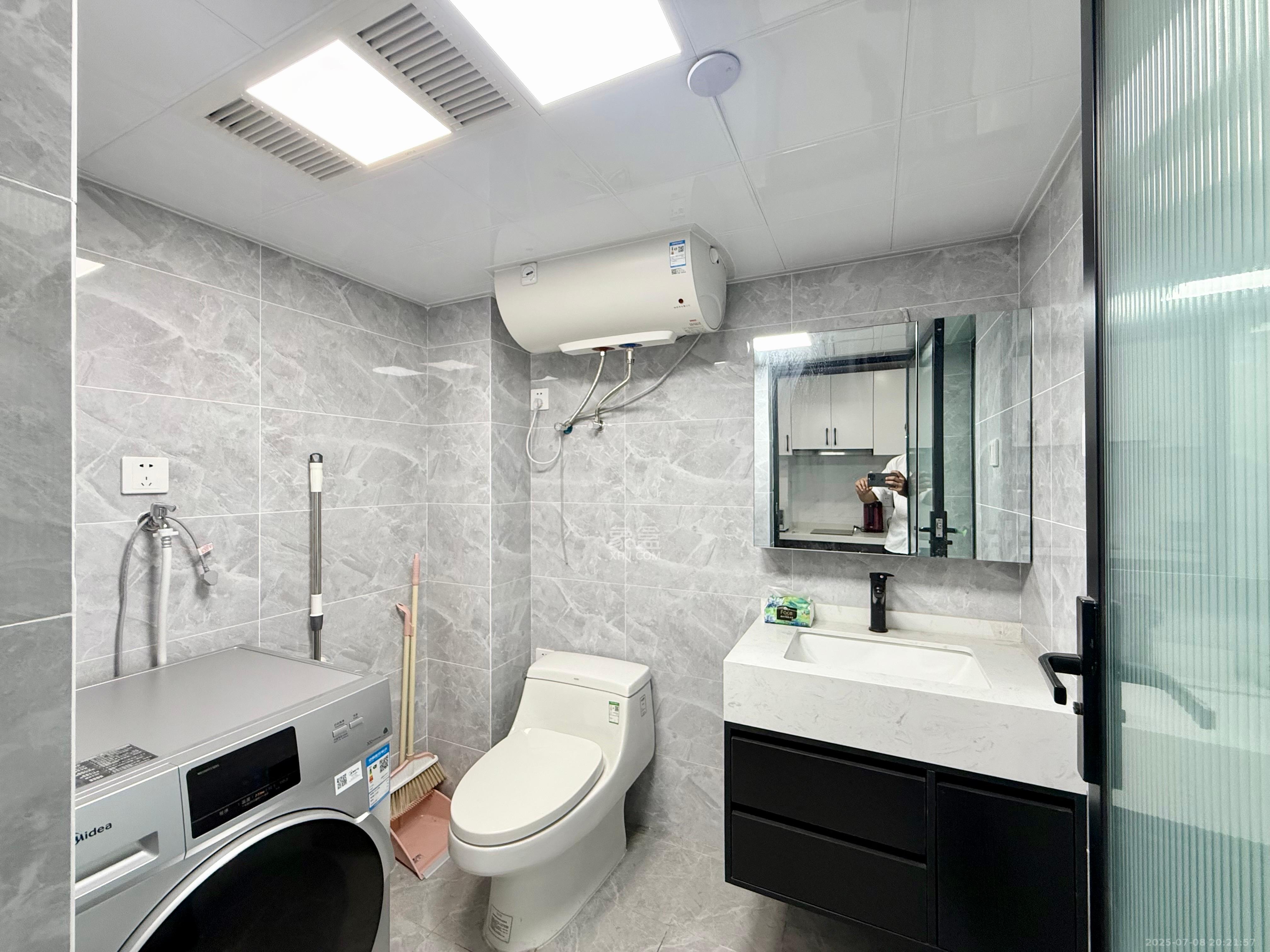 润和国际广场 1室1厅2卫 2800.0元/月 润和国际广场 1室1厅2卫 2800.0元/月室内图