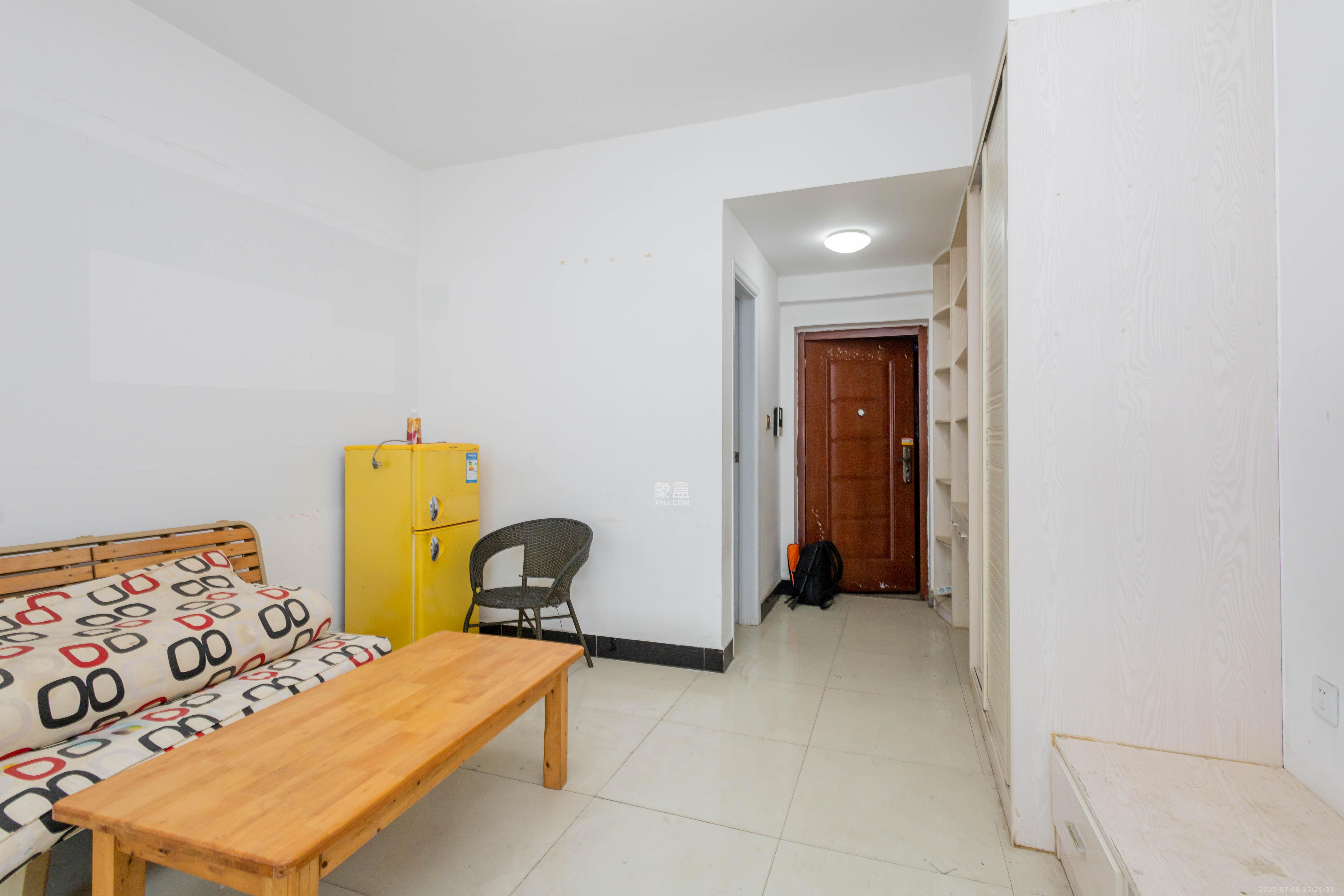 方略90公馆 1室1厅1卫 17.8万 方略90公馆 1室1厅1卫 17.8万客厅