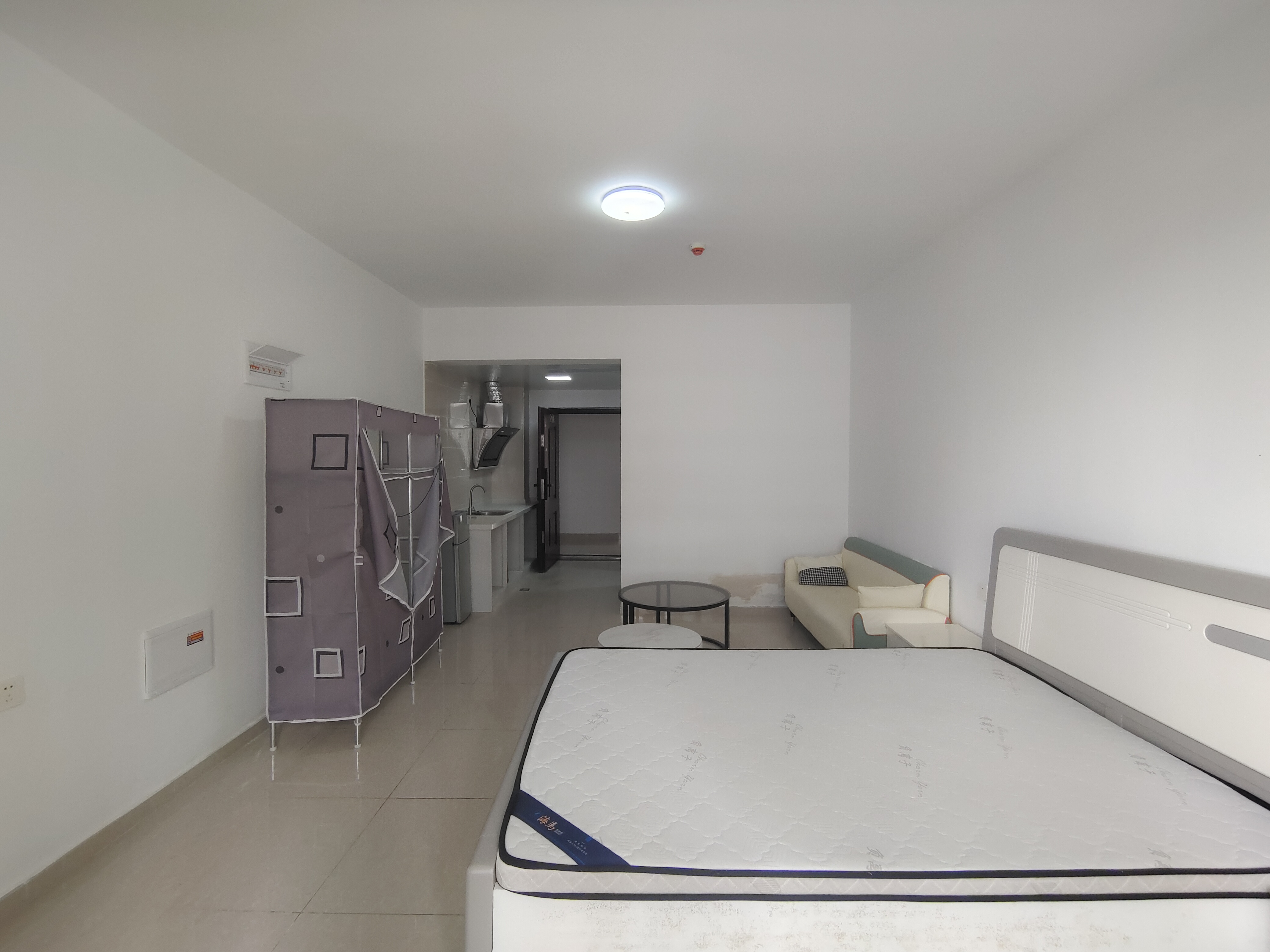 坡巷雅苑  1室0厅1卫    1700.0元/月 坡巷雅苑  1室0厅1卫    1700.0元/月室内图