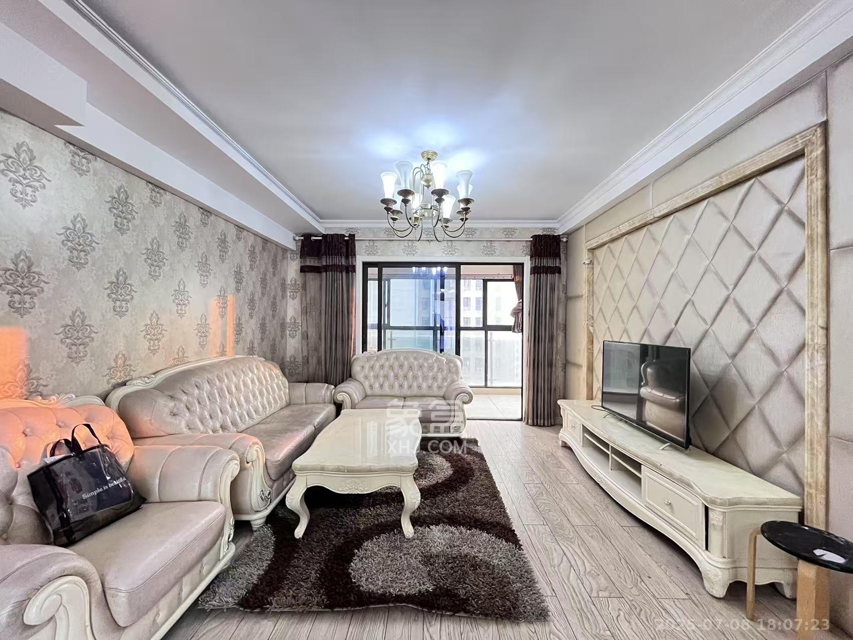 达美D6区 4室2厅2卫 3300.0元/月 达美D6区 4室2厅2卫 3300.0元/月室内图