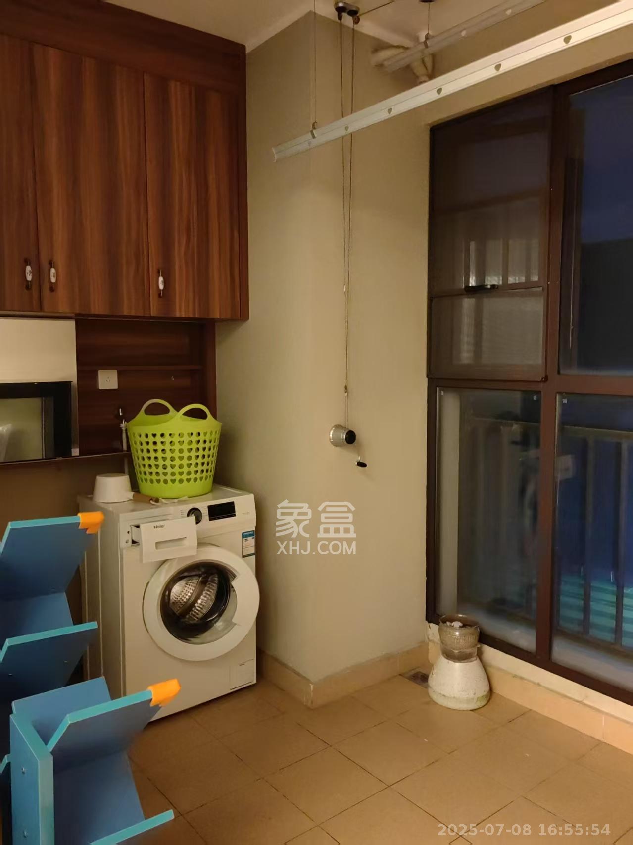 万科里梅溪郡  3室2厅2卫   3500.00元/月室内图