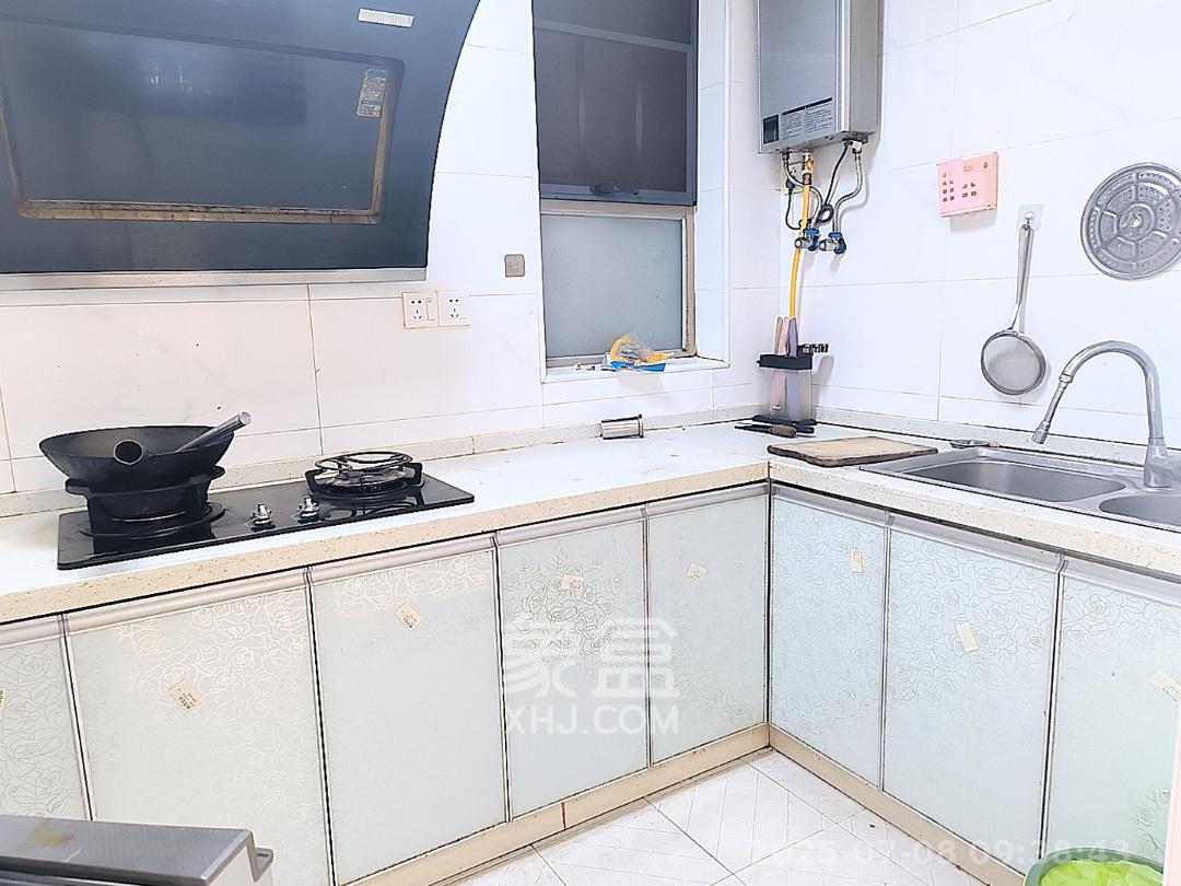 怡海星城  2室2厅1卫   1450.00元/月室内图