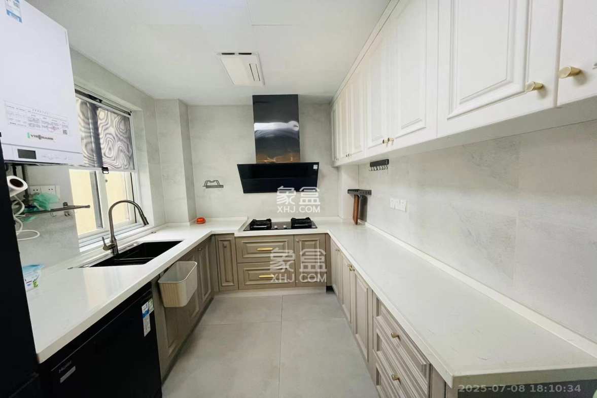 北辰三角洲E7区  4室2厅2卫    6800.0元/月 北辰三角洲E7区  4室2厅2卫    6800.0元/月室内图