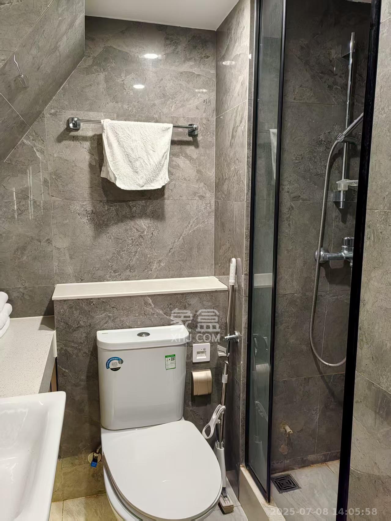 华远华时代  2室1厅1卫   3200.00元/月室内图