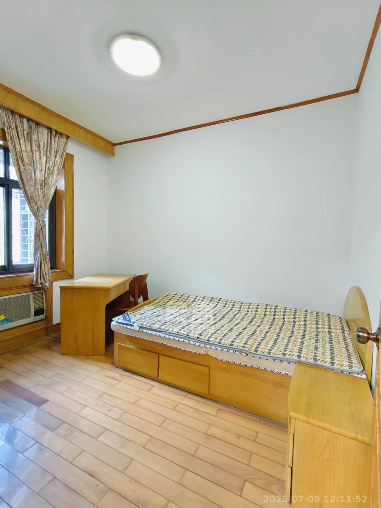 省政府机关二院 4室1厅1卫 3500.0元/月 省政府机关二院 4室1厅1卫 3500.0元/月室内图