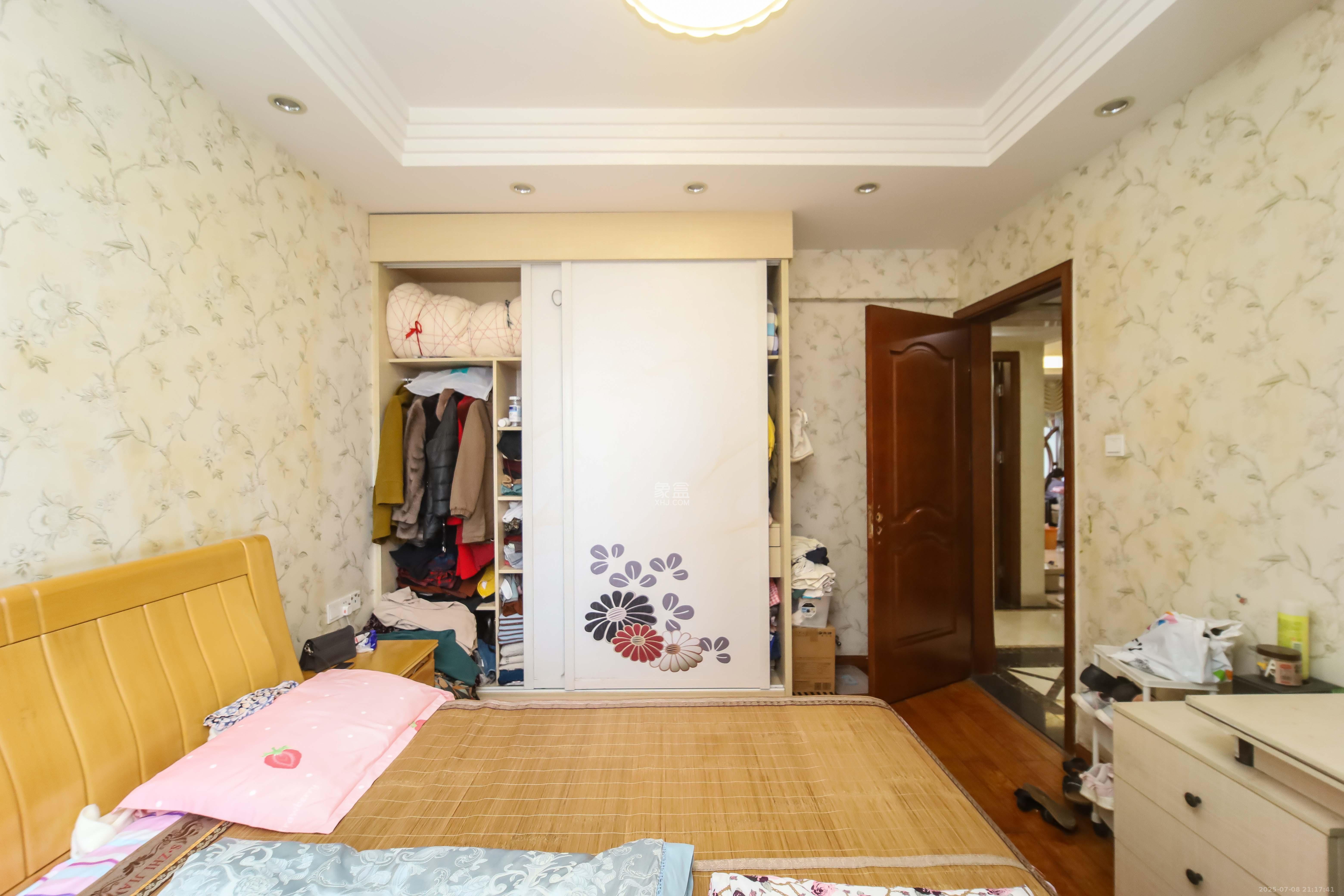 湘域熙岸  4室2厅2卫    210.0万 湘域熙岸  4室2厅2卫    210.0万卧室