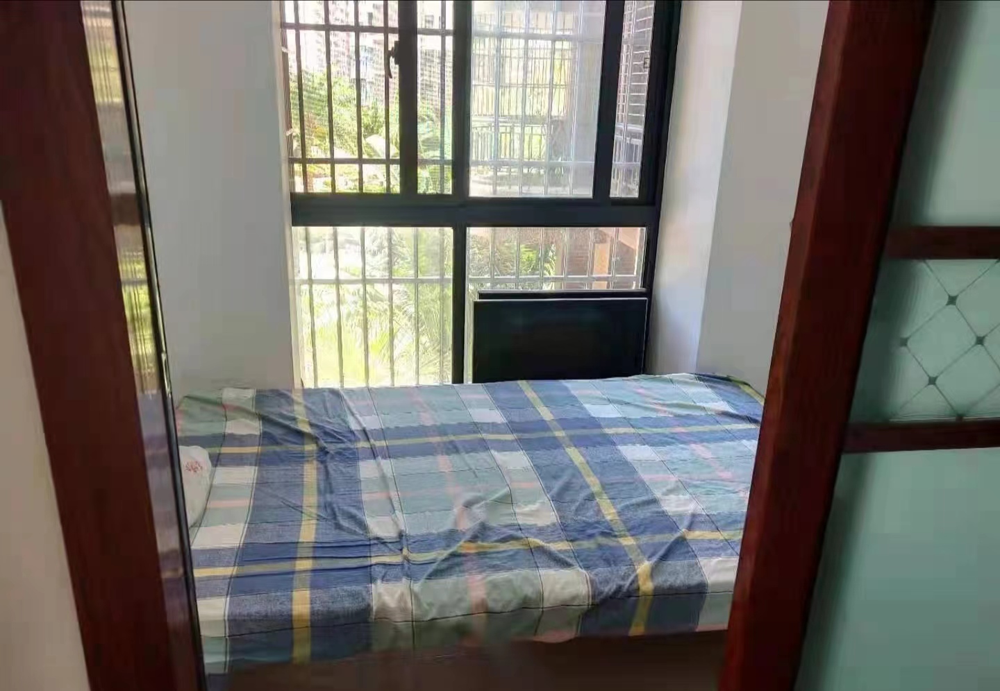 丽晶温泉海景花园一期(别名:丽晶维港、丽晶海景花园) 3室2厅2卫 2800.0元/月 丽晶温泉海景花园一期(别名:丽晶维港、丽晶海景花园) 3室2厅2卫 2800.0元/月室内图