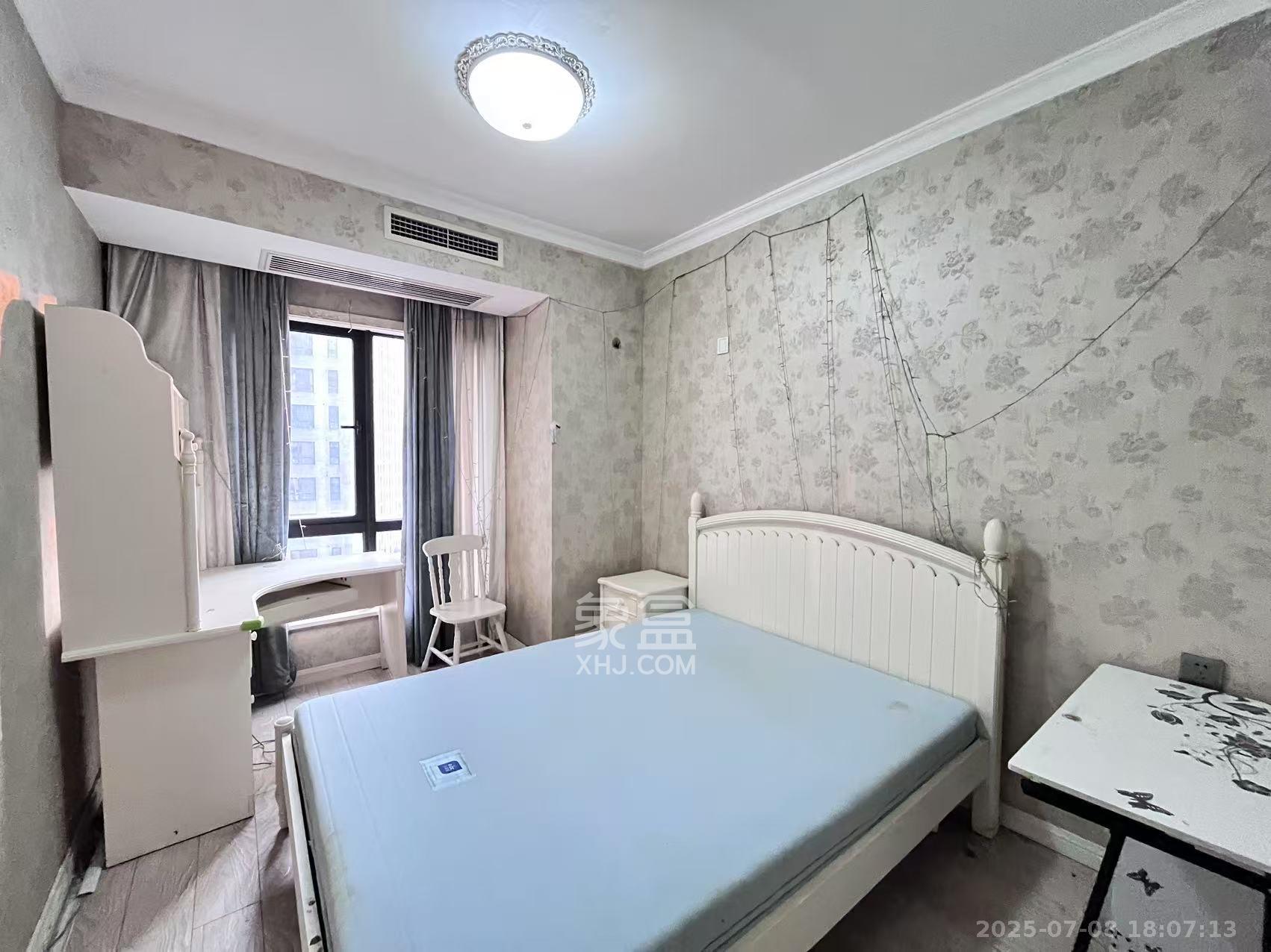 达美D6区 4室2厅2卫 3300.0元/月 达美D6区 4室2厅2卫 3300.0元/月室内图